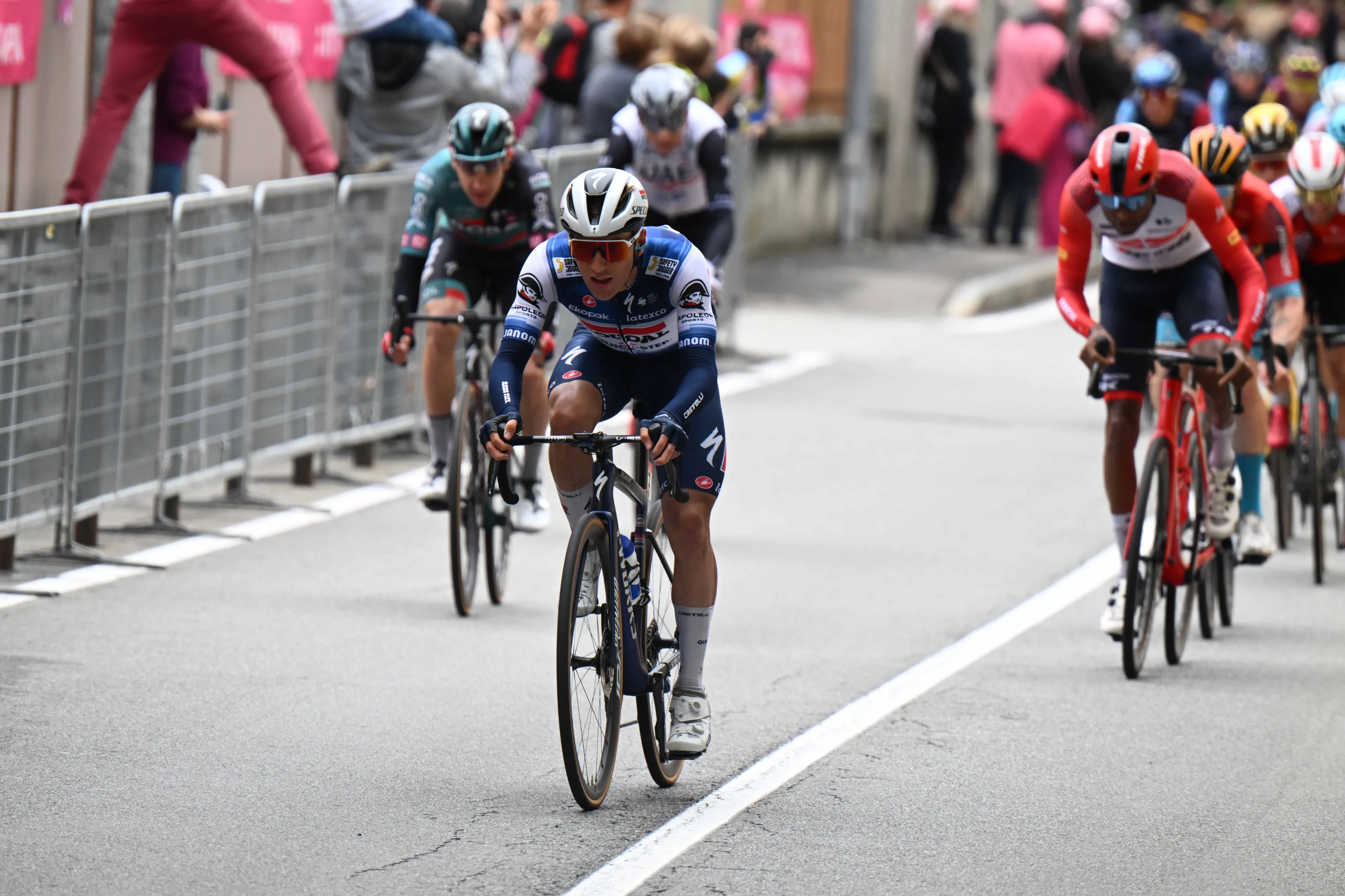 Ilan Van Wilder no esconde su decepción tras la 12ª etapa del Giro de Italia: "Estoy muy frustrado por lo de hoy"