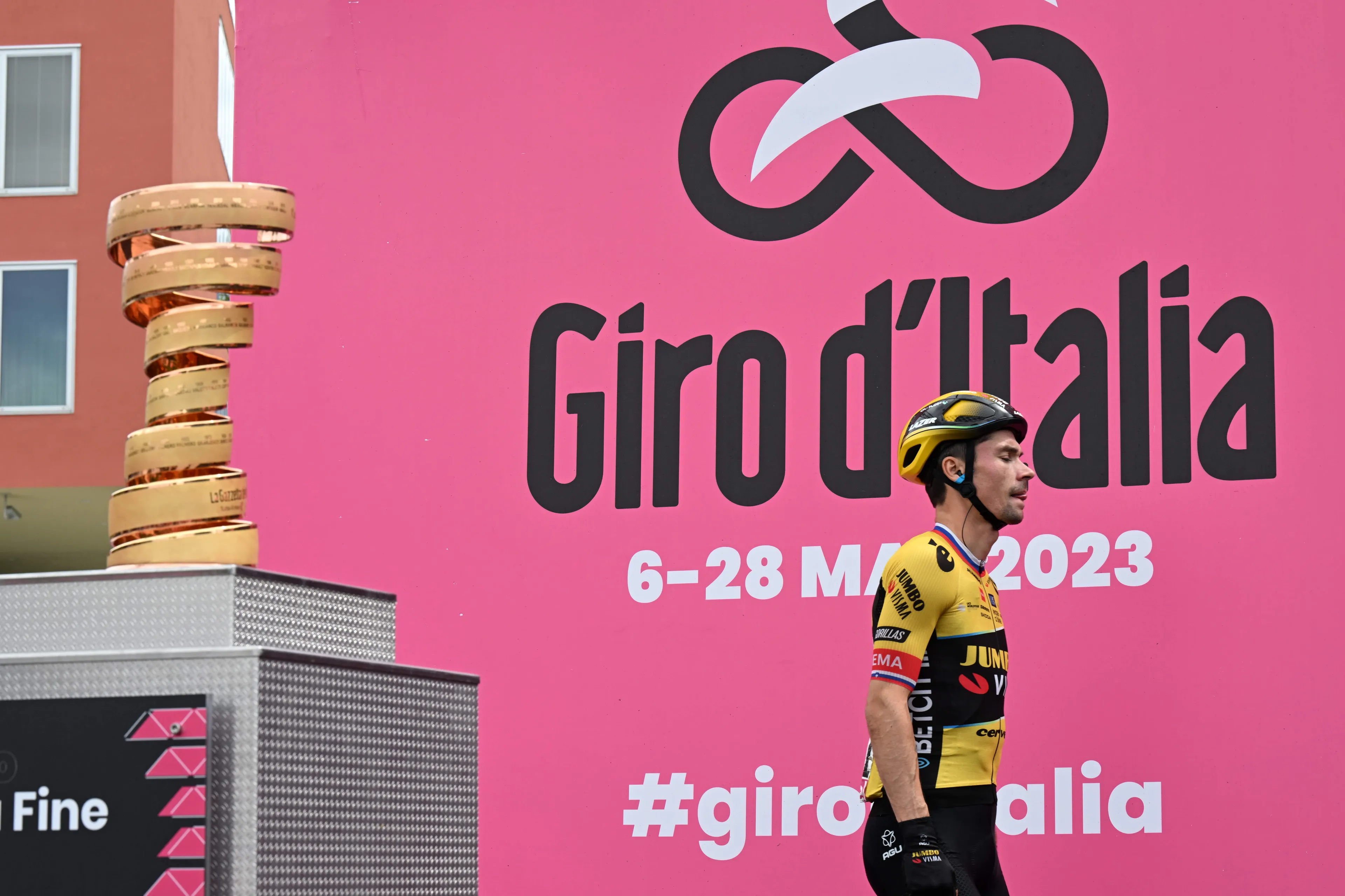 Así está la clasificación del Giro de Italia antes de la etapa decisiva del martes: ¡Thomas, Roglic y Almeida, en un pañuelo!