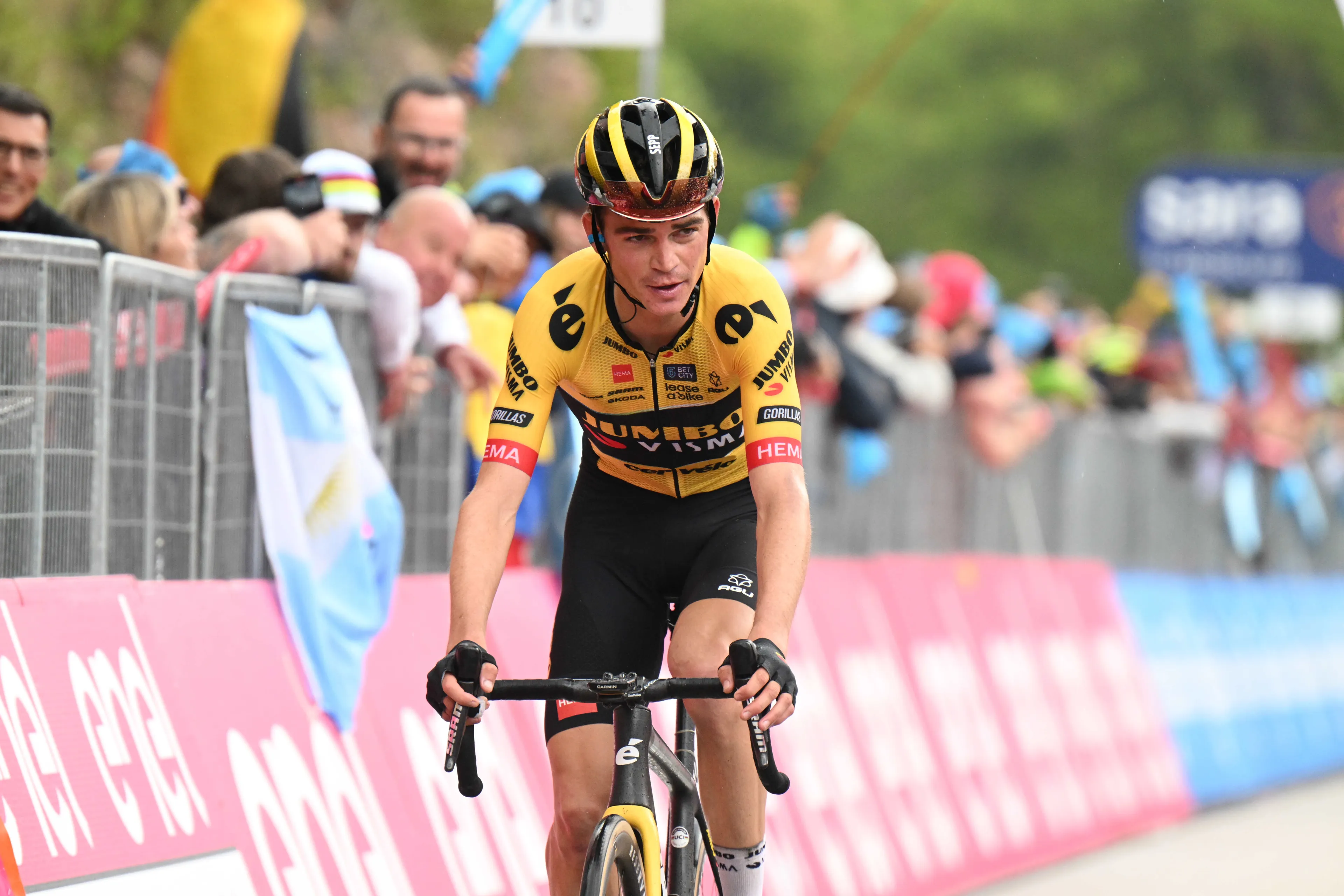 Sepp Kuss clarifica sus ambiciones con respecto al Tour de Francia: "Ni soy un iluso ni poco ambicioso"
