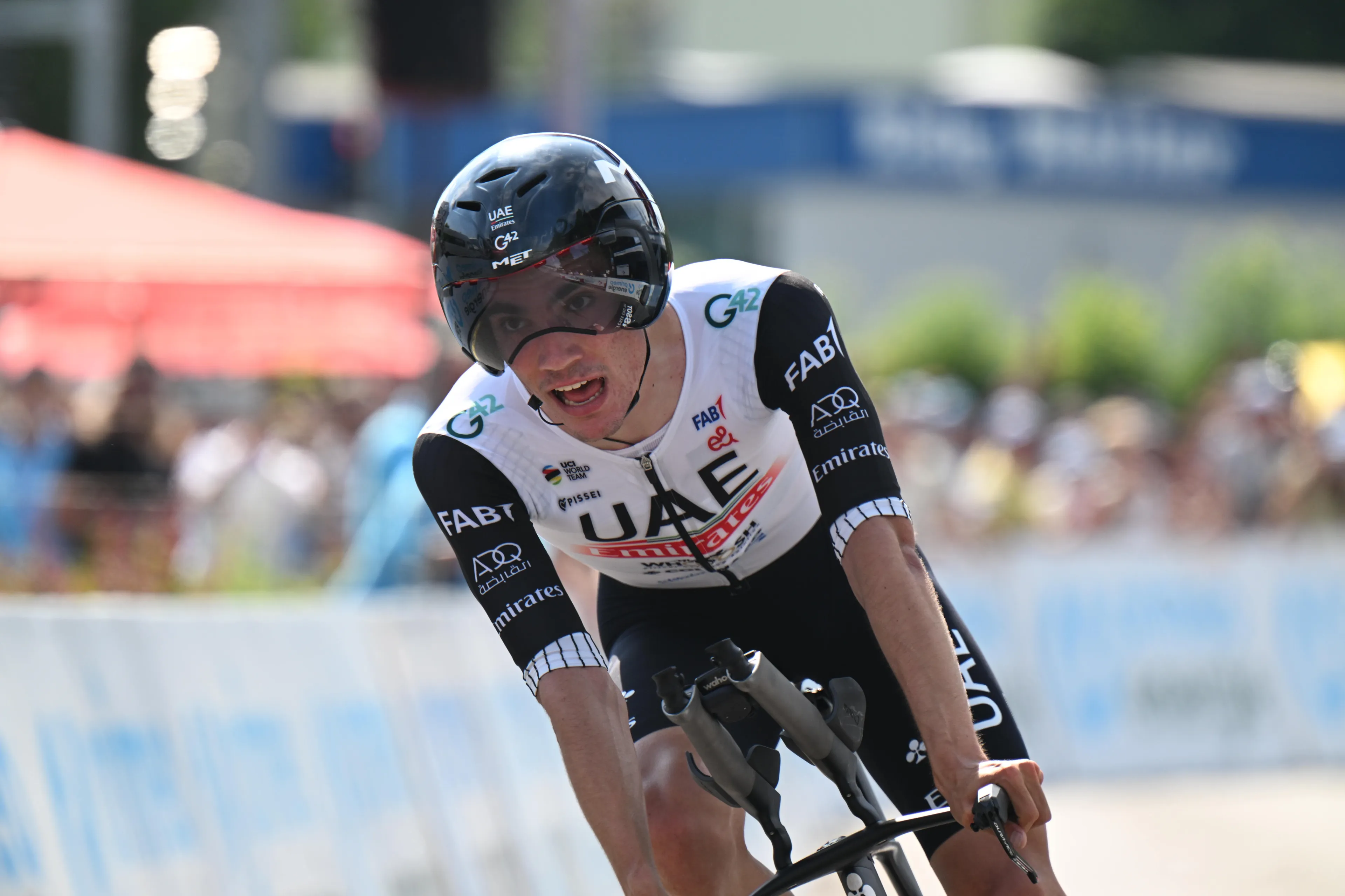 Así queda la clasificación general de la Tirreno Adriático tras la crono inicial: Juan Ayuso le saca 22 segundos a Jonas Vingegaard y 38 a Enric Mas