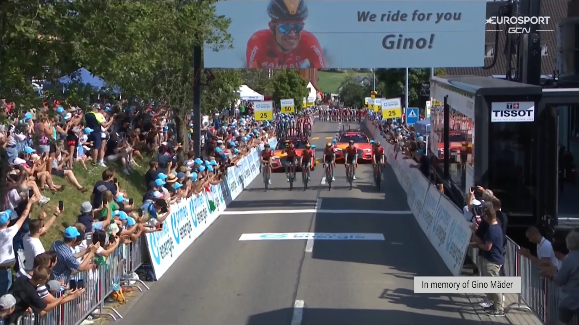 VÍDEO: El enternecedor homenaje del comentarista de Eurosport, Rob Hatch, a Gino Mäder