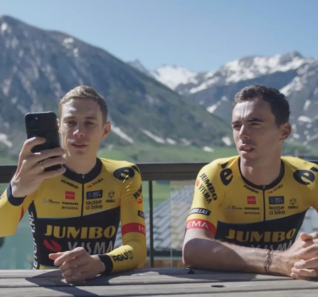 El divertidísimo vídeo con el que Jumbo-Visma ha anunciado la renovación de Olav Kooij