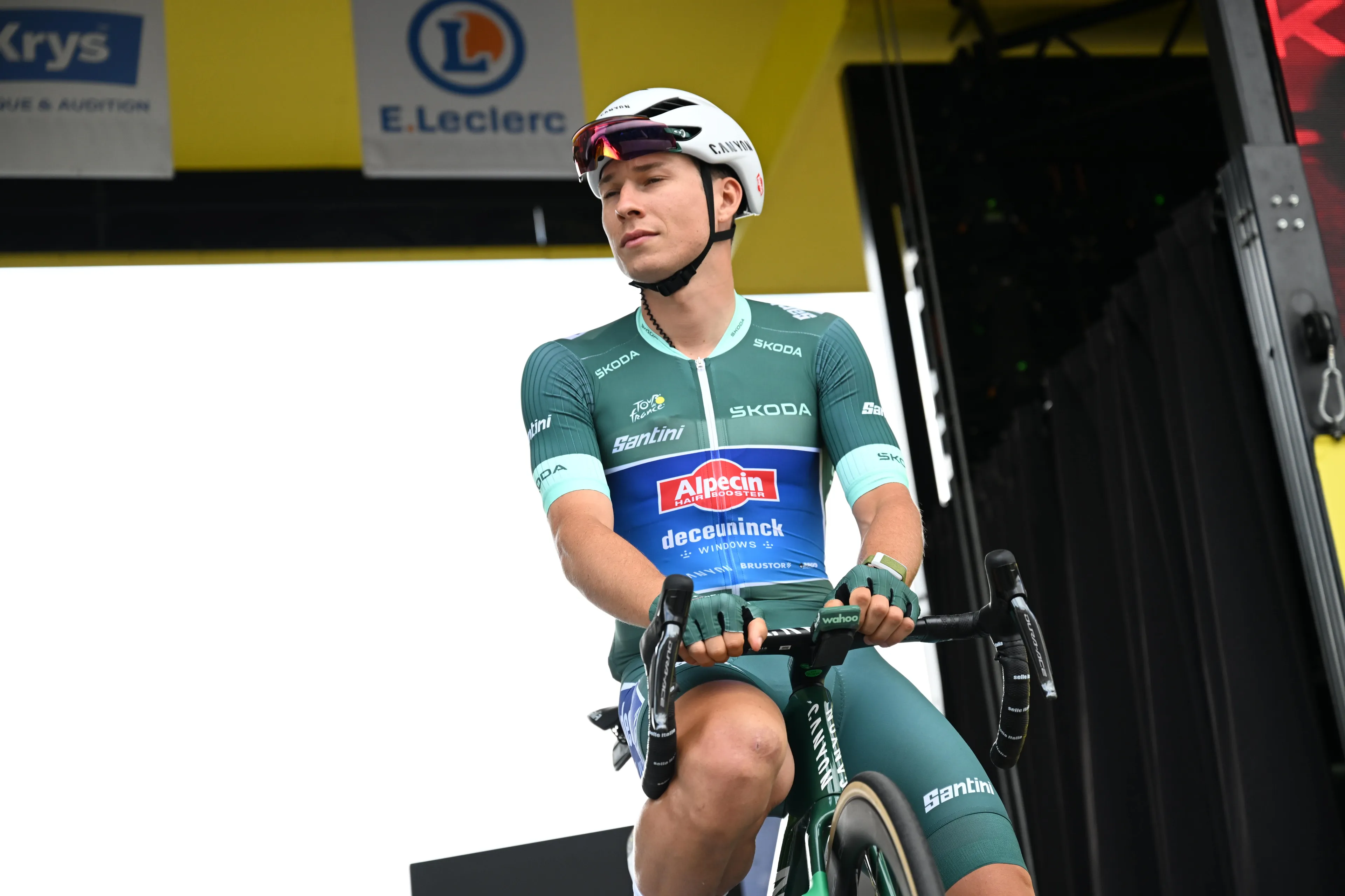 Jasper Philipsen, sobre su triunfo sin Mathieu van der Poel en la 11ª etapa del Tour de Francia: "Con él es mucho más fácil"