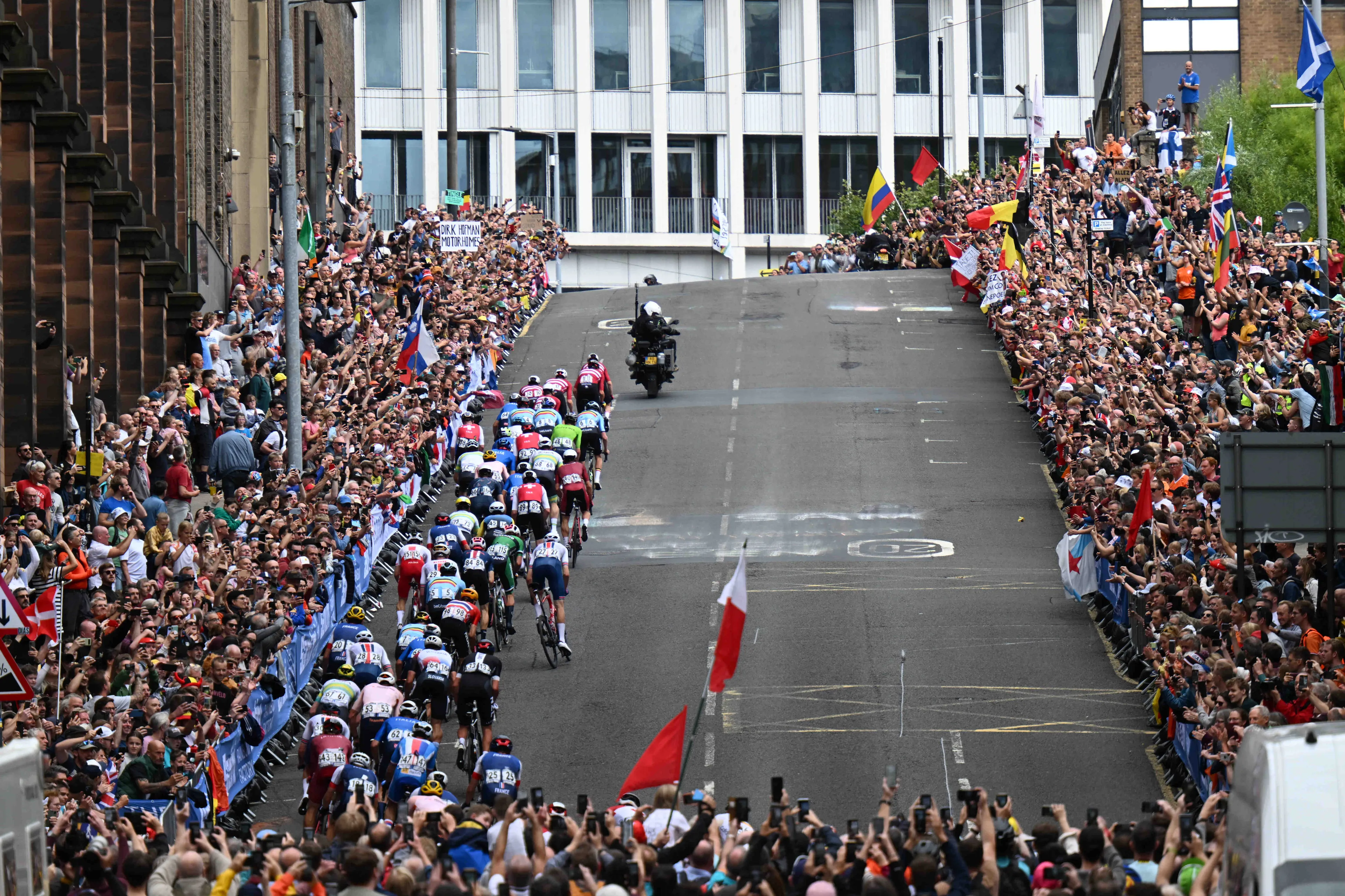 Michael Matthews: "En la carrera en ruta del Mundial me sentí como en el Tour de Francia, donde los ciclistas son dioses"