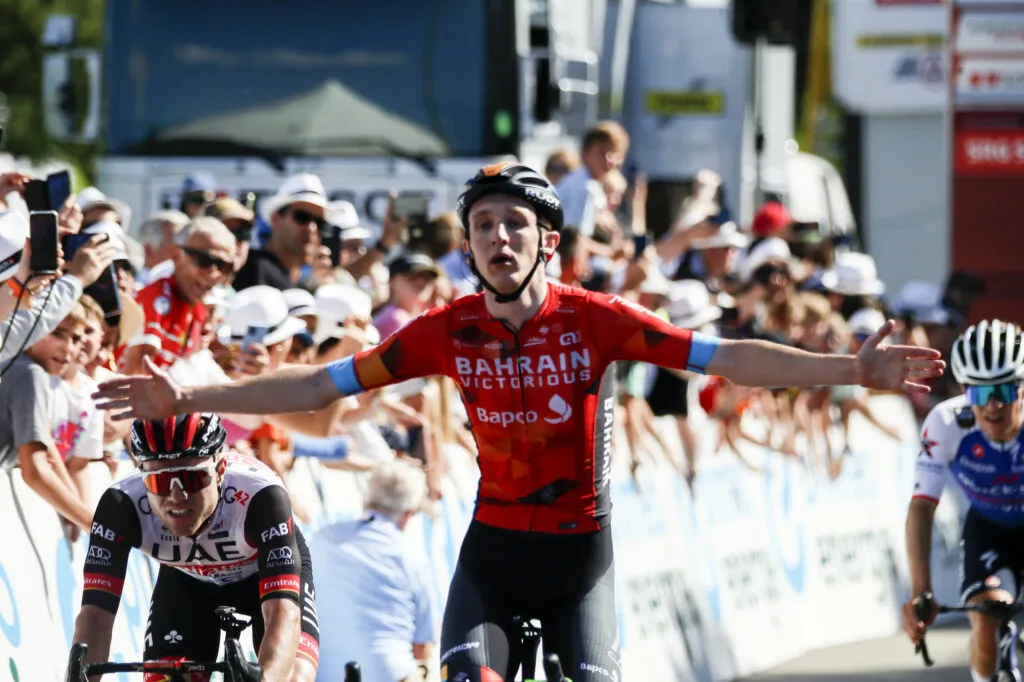 Stephen Williams domina y se lleva la etapa reina de la Arctic Race de Noruega