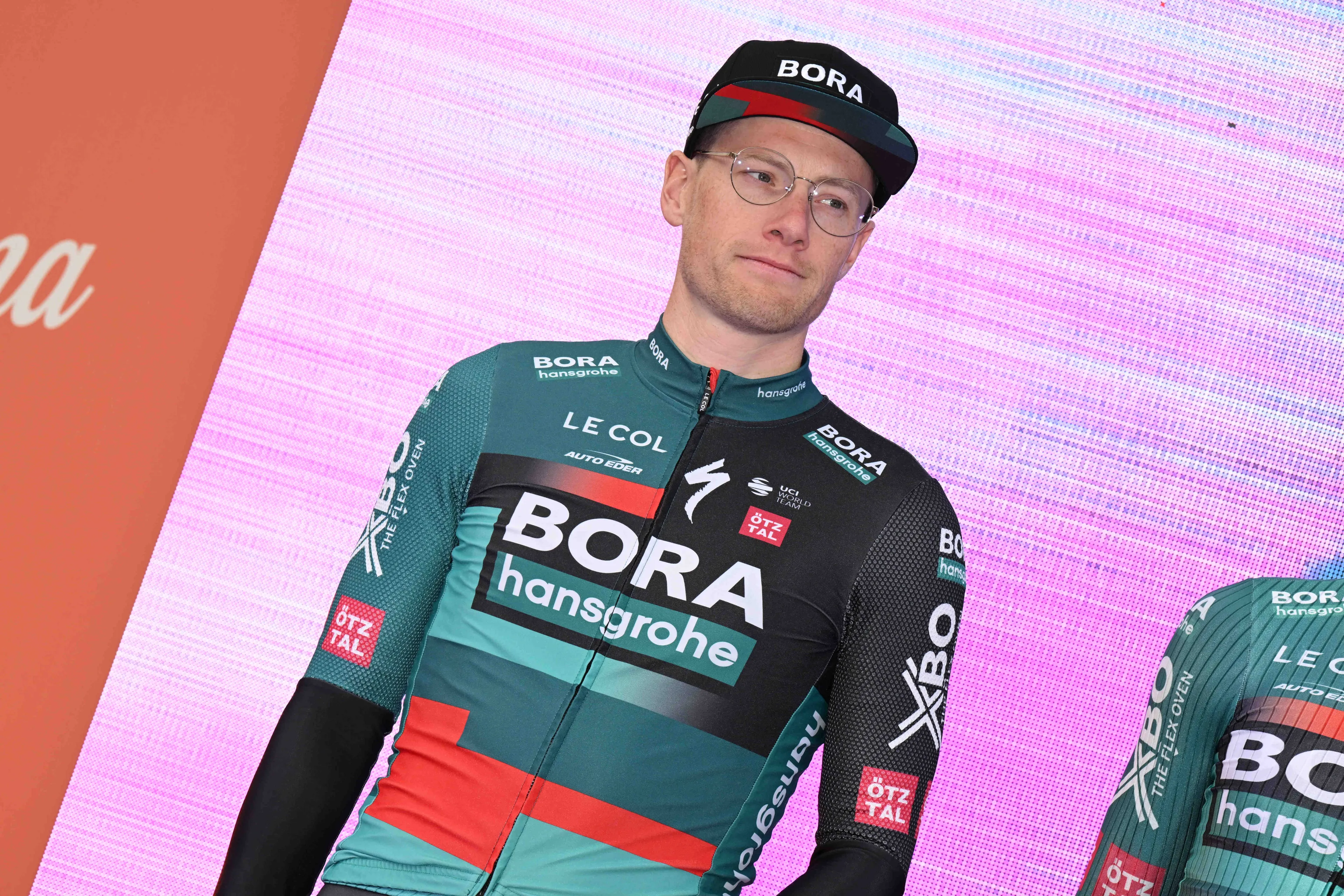 Irlanda pierde a una de sus mejores bazas para el Campeonato de Europa: Sam Bennett se retira por enfermedad