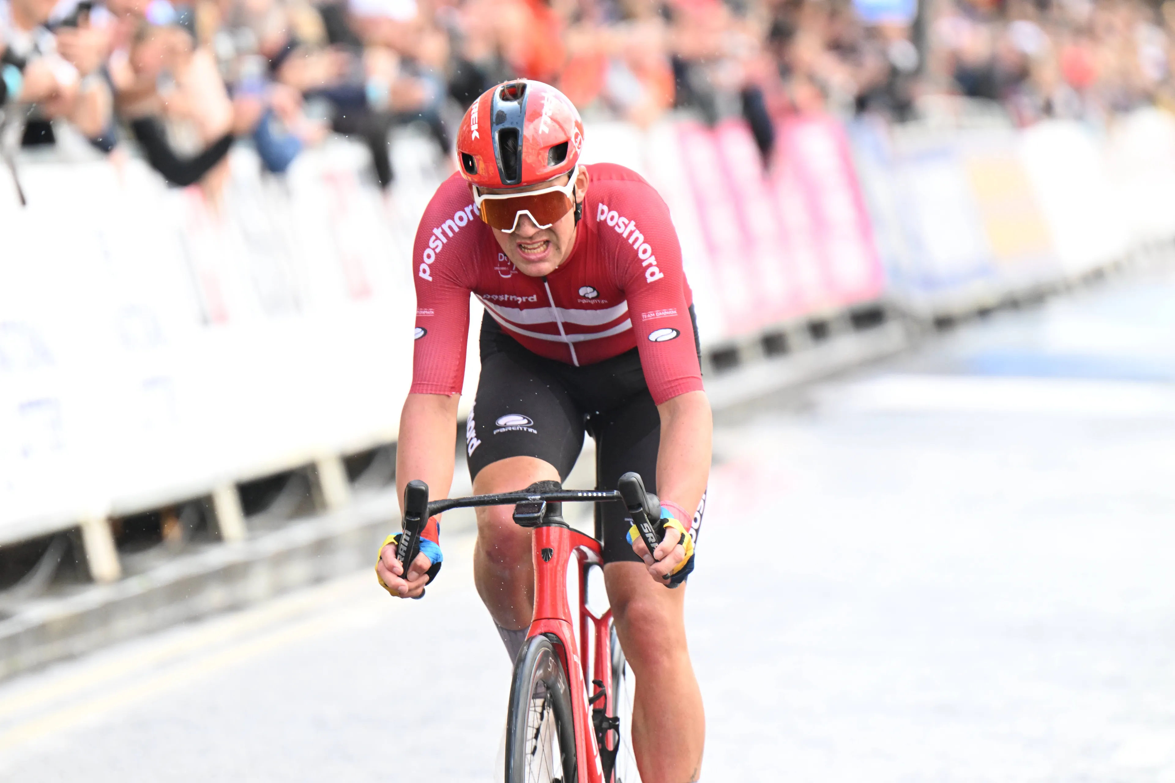 Mads Pedersen sabe qué errores hay que evitar en el VAM-berg: "Si empiezas la subida en la posición diez, no competirás por la medalla de oro"
