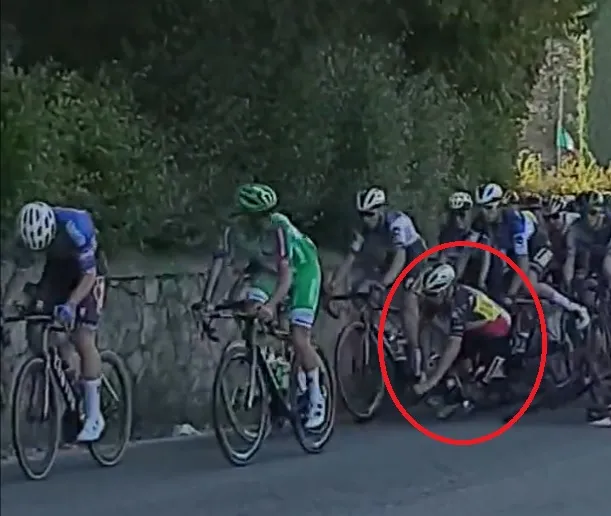 VÍDEO: Un espectador capta la fuerte caída de Remco Evenepoel en Il Lombardia