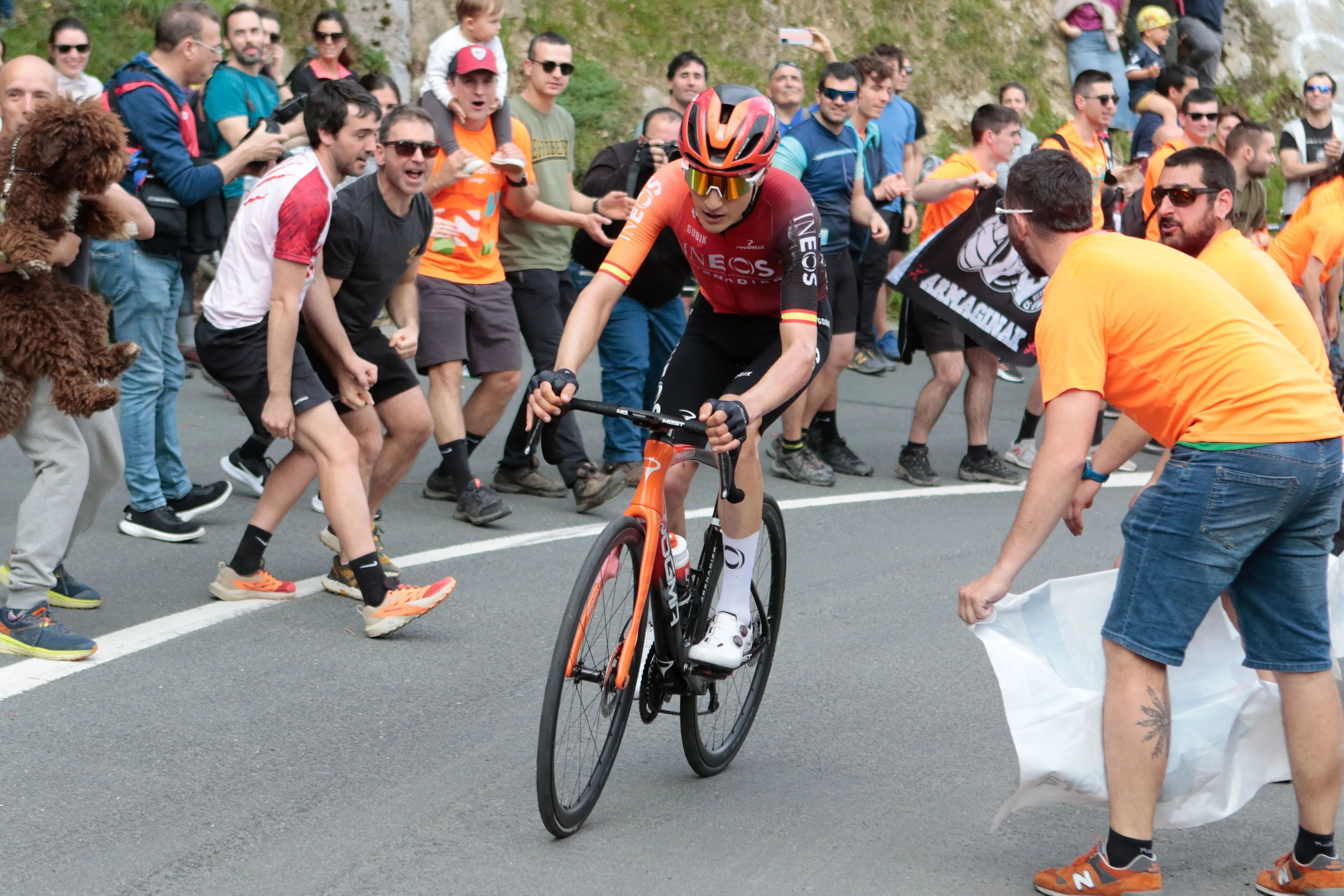 Así queda la clasificación general final del Tour de Romandía 2024: Carlos Rodríguez gana su primera vuelta por etapas importante