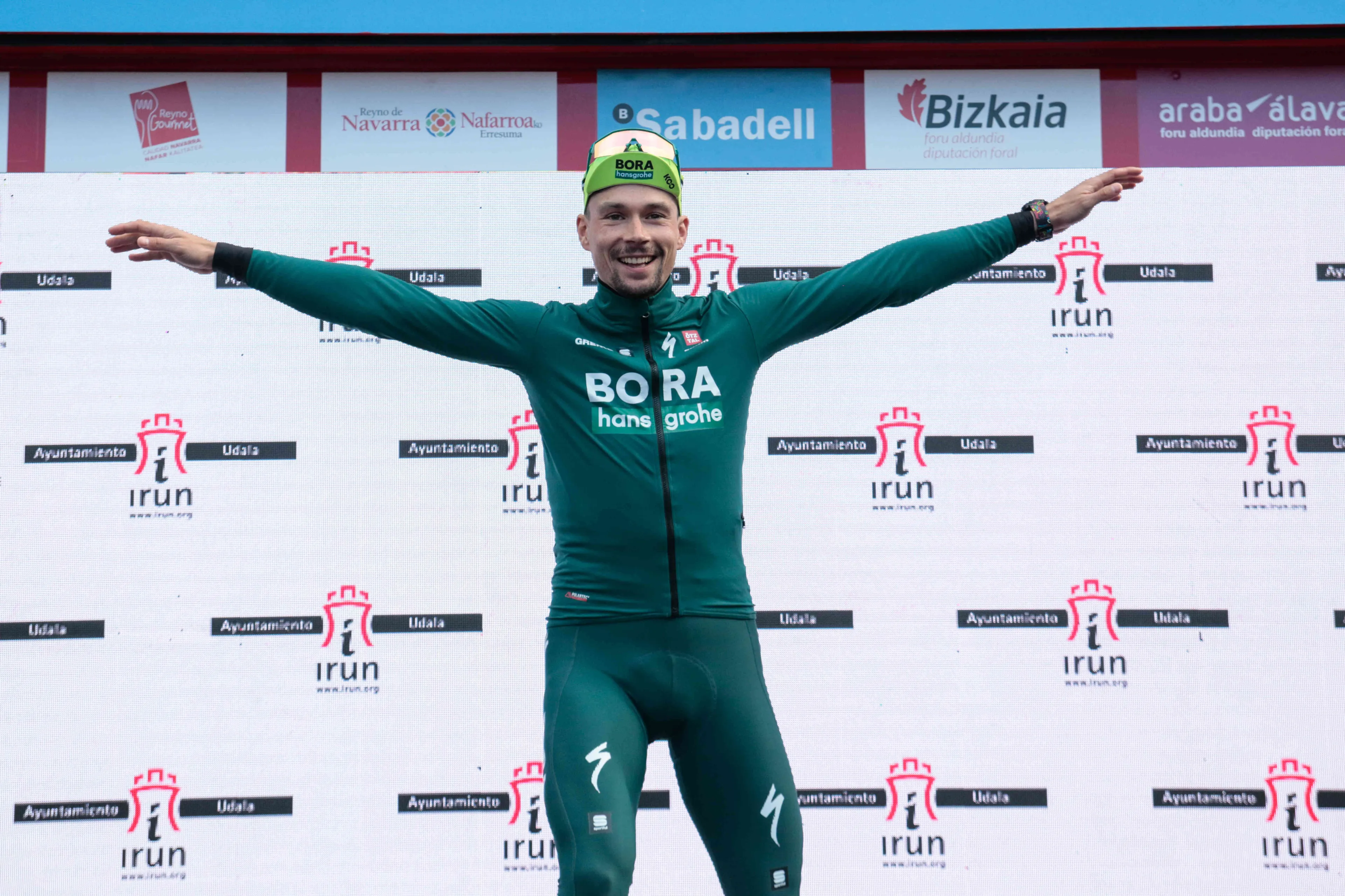 Sale a la luz el posible maillot Red Bull que podría vestir Primoz Roglic y el BORA - hansgrohe en el Tour de Francia
