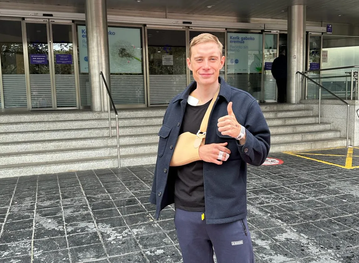 Primeras declaraciones de Vingegaard al salir del hospital tras 12 días ingresado: "Gracias por todo el apoyo, toca volver a recuperarme"