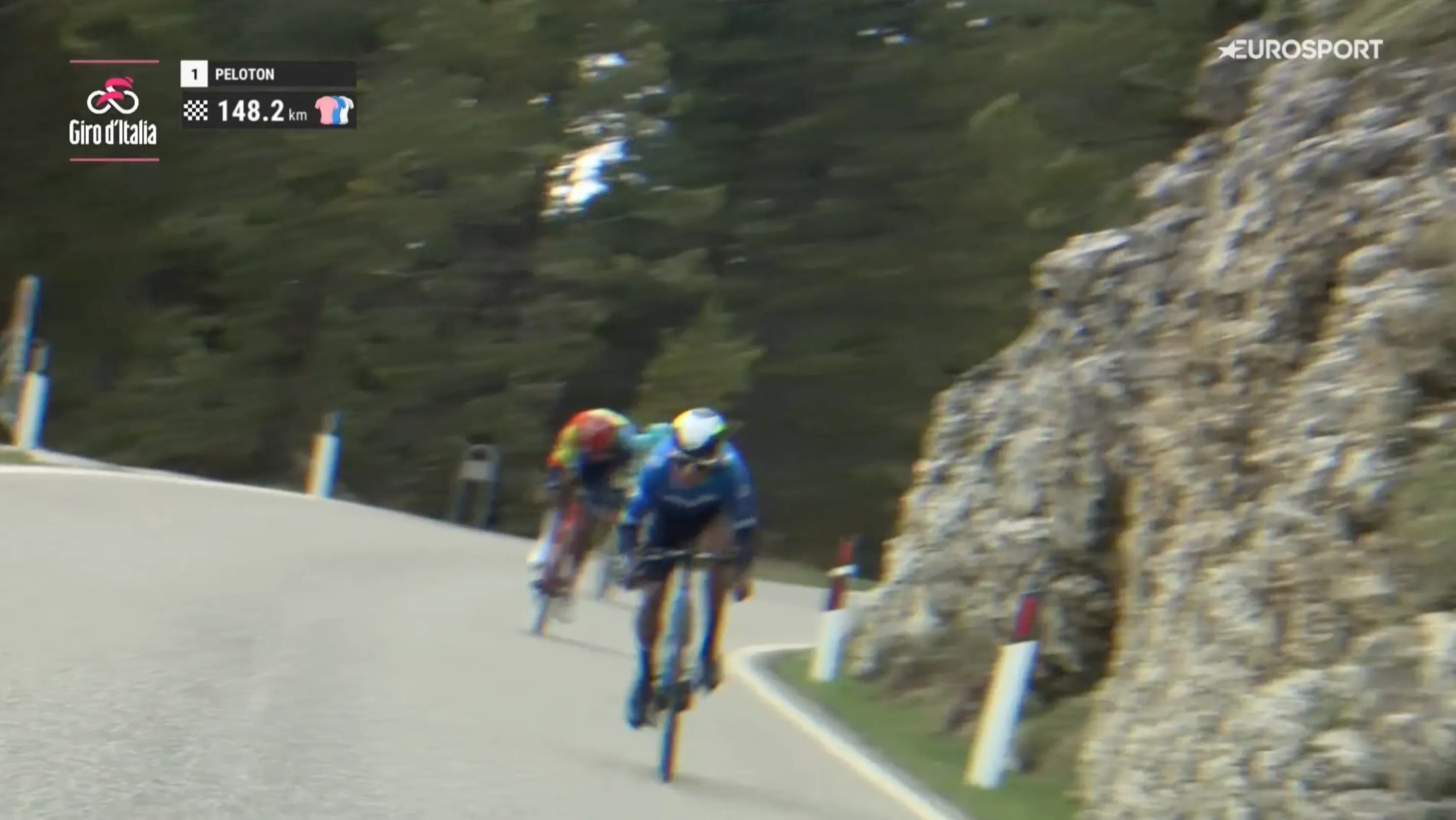 EN DIRECTO | Etapa 17 Giro de Italia 2024: ¡Nairo Quintana se lanza en el largo descenso del Passo Sella!
