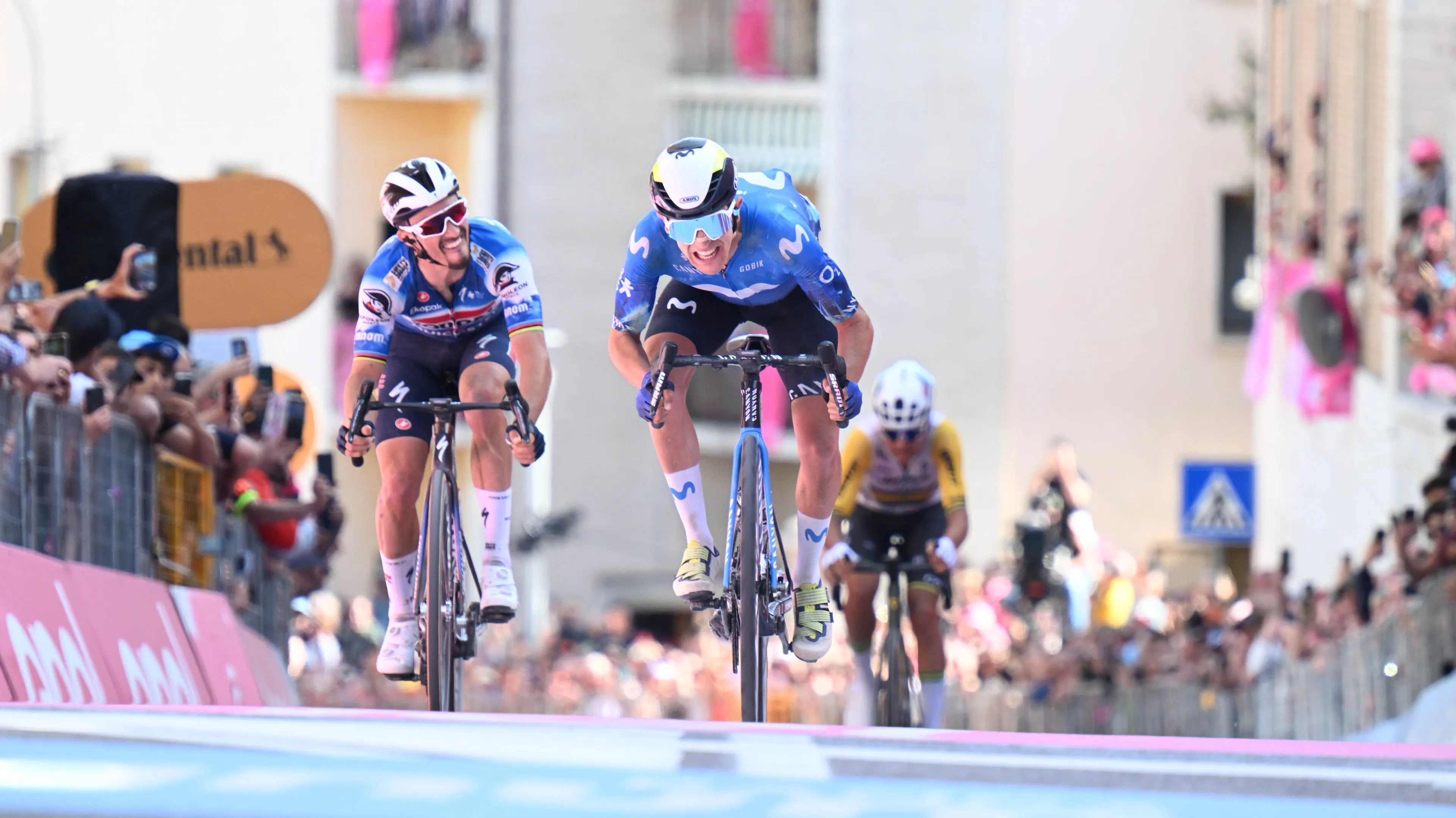 Nuevo Ranking UCI | Movistar Team sube un puesto y tiene a tiro a Israel, Jayco y DSM tras su gran Giro de Italia