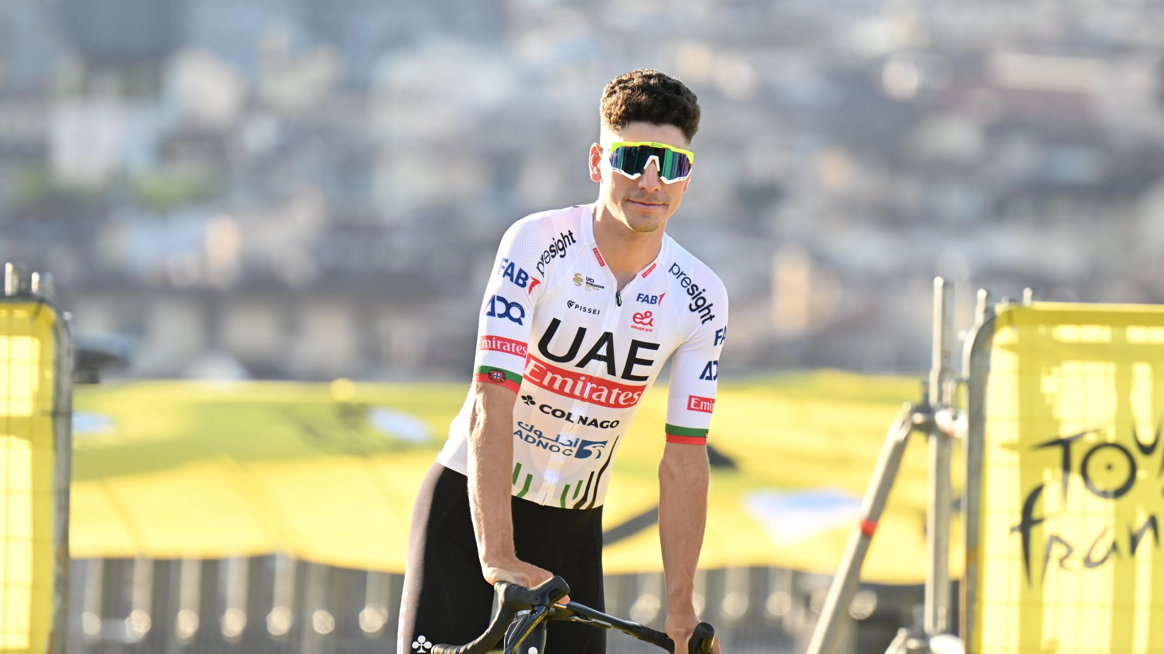 UAE confirma su '8' para la Vuelta a España: João Almeida y Adam Yates, líderes; Juan Ayuso, a casa