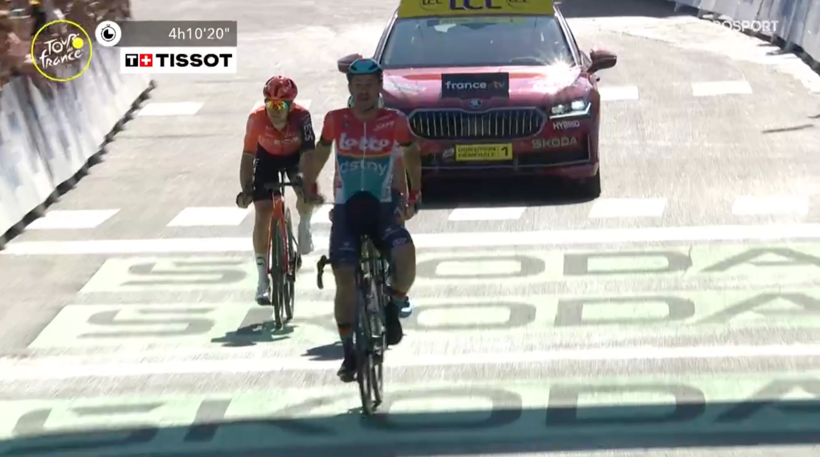Otro tiro al palo de Aranburu y Lazkano en el Tour de Francia; Triunfo para Campenaerts