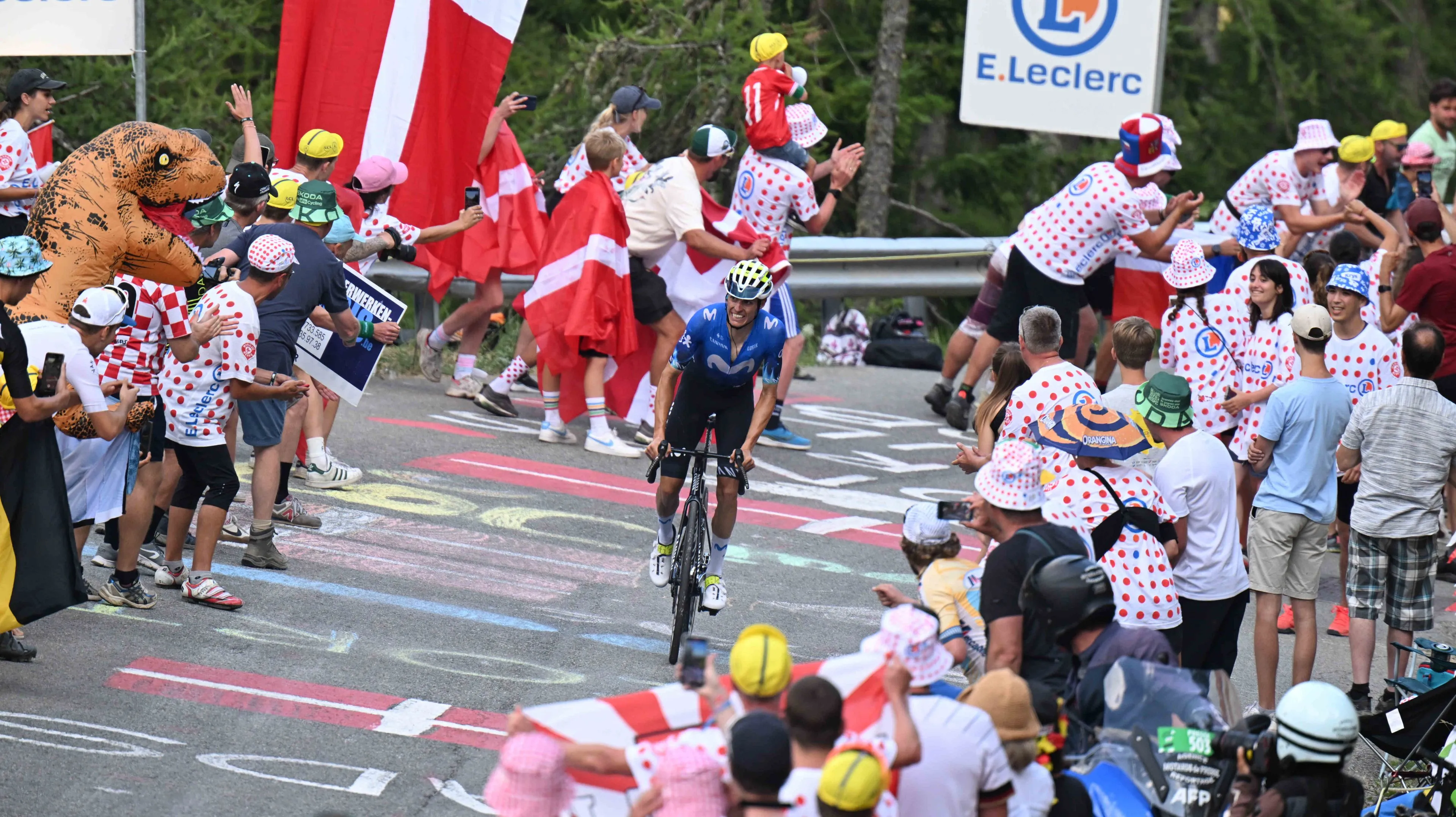 Movistar Team destroza a sus rivales por el descenso en el Tour de Francia con una gran suma de puntos UCI