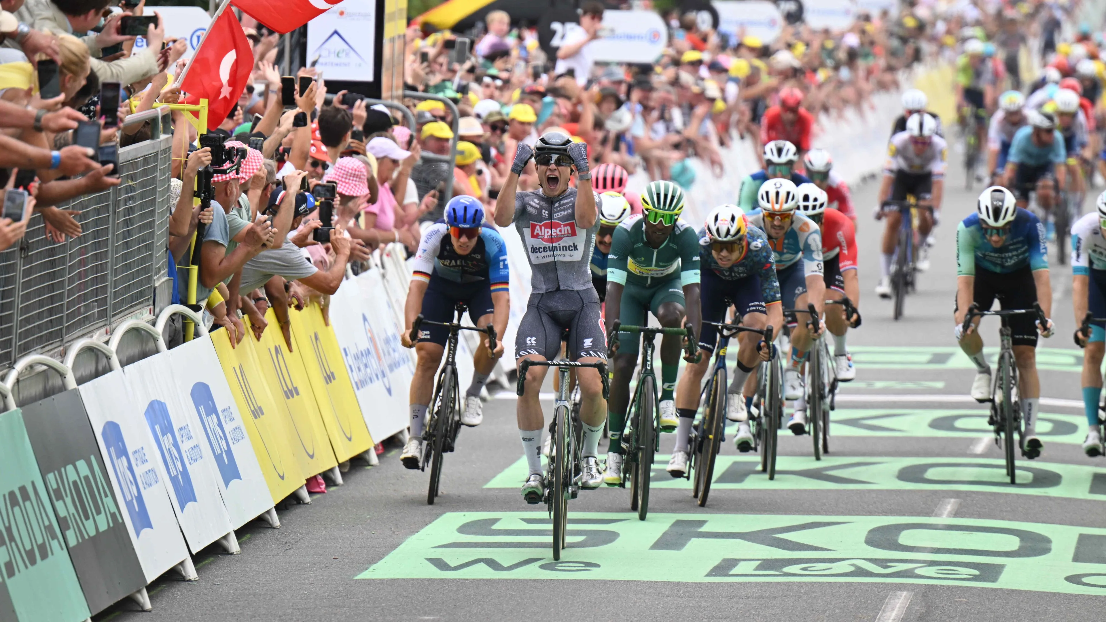 EN DIRECTO | Etapa 13 Tour de Francia 2024: ¡Victoria de Jasper Philipsen!