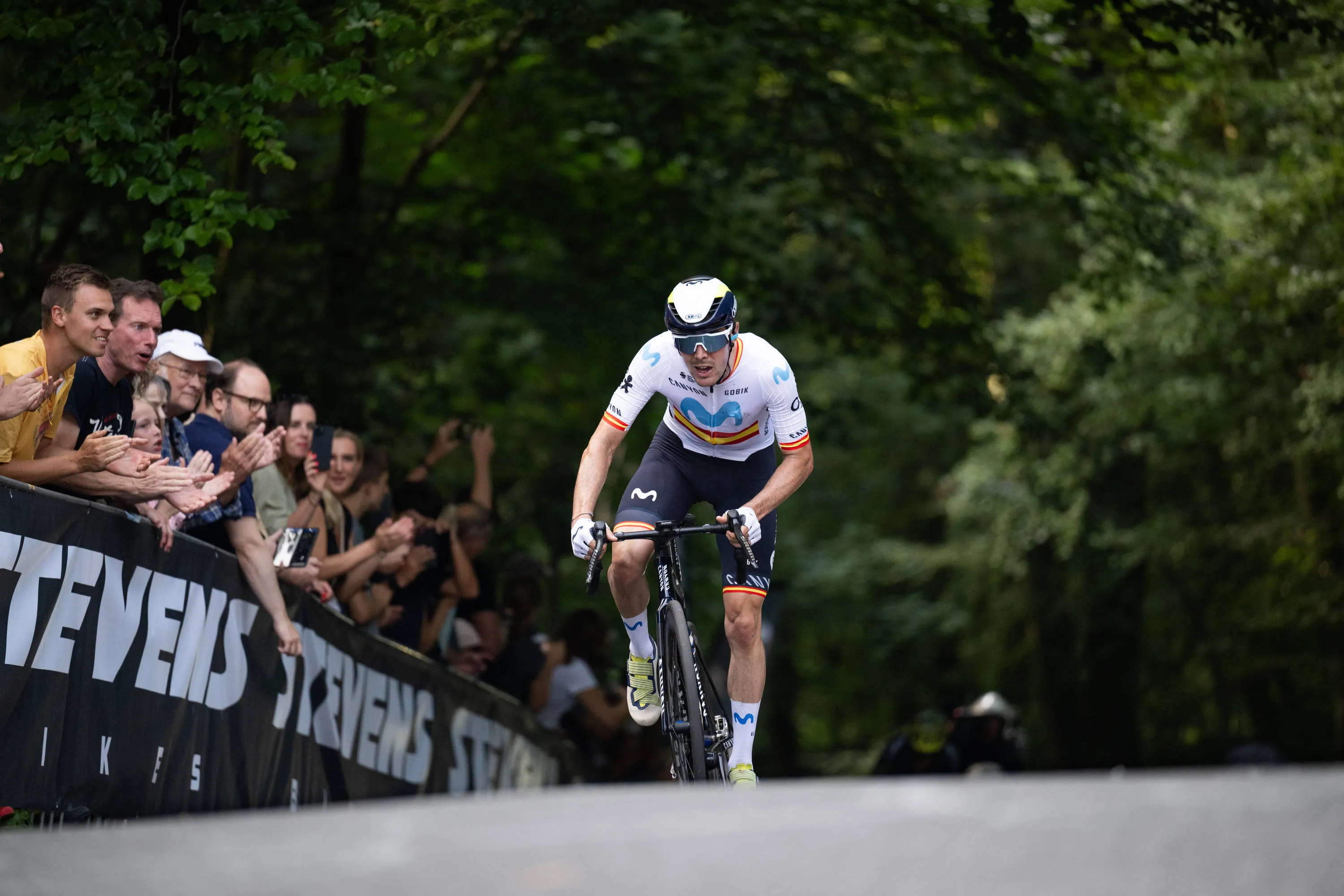 Los 5 mejores ciclistas de Movistar Team de la temporada 2024