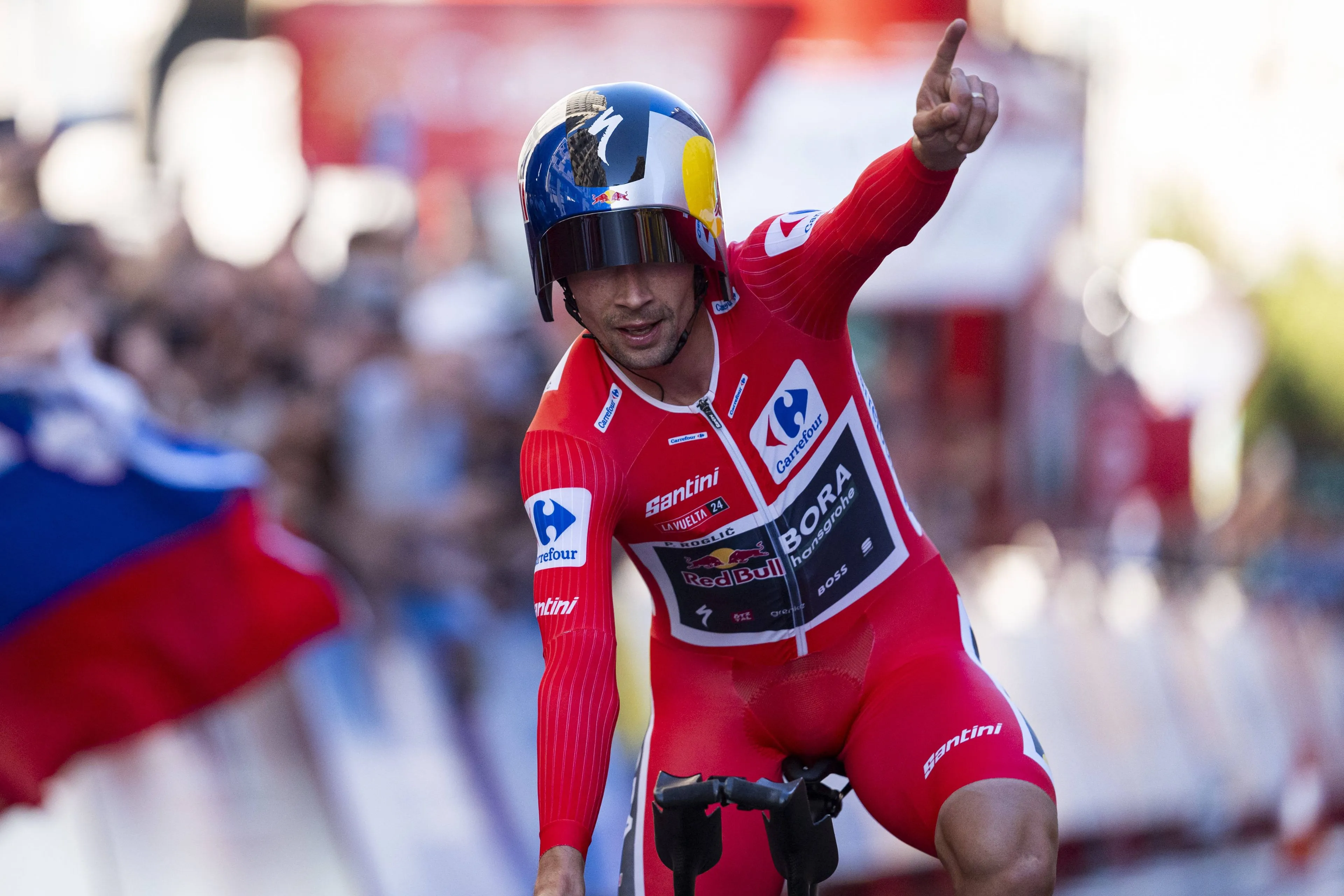 Primoz Roglic engradece la Vuelta a España con su cuarto triunfo