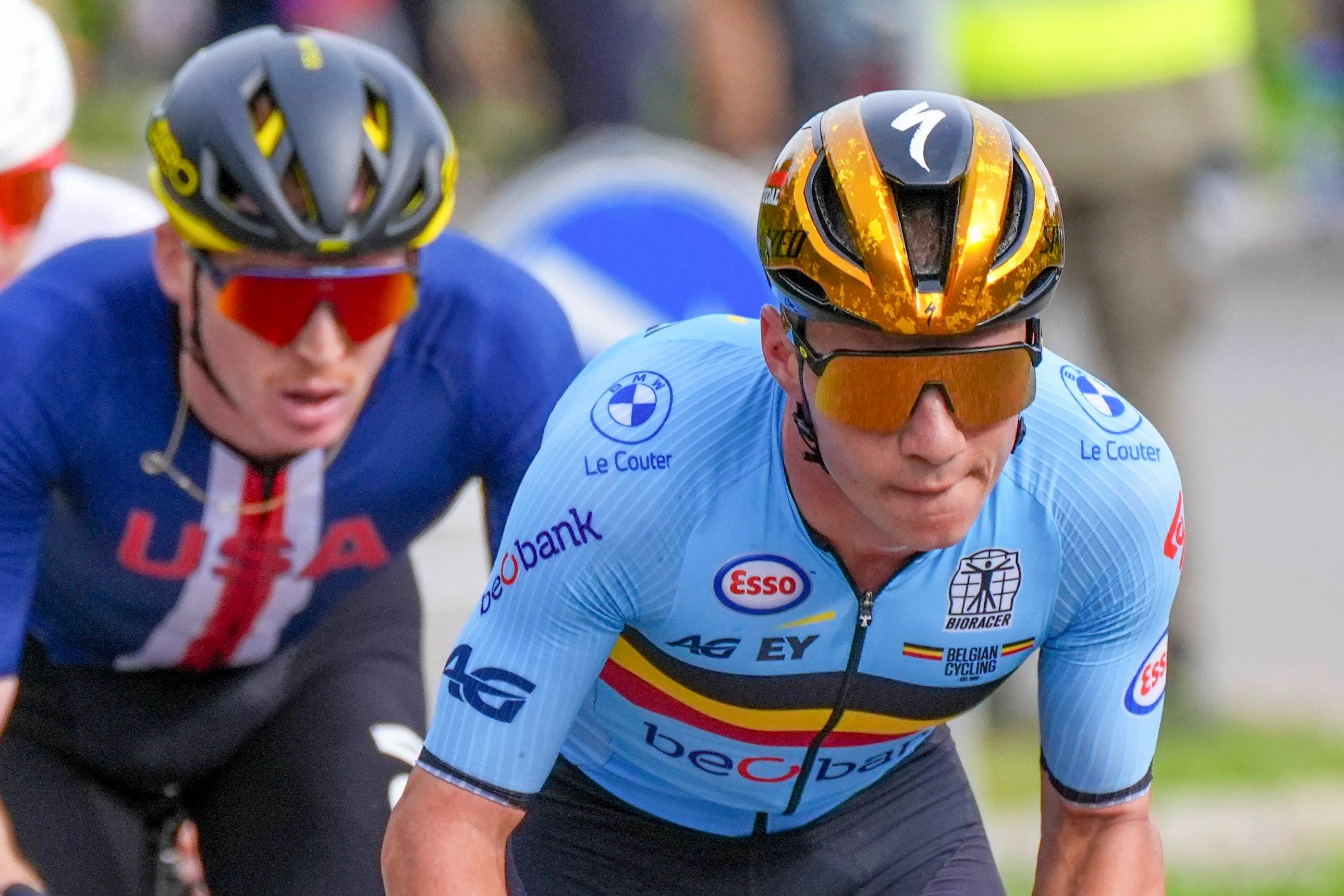 Os contamos el brutal sueldazo nivel estrella de fútbol que Red Bull BORA le ofreció a Remco Evenepoel