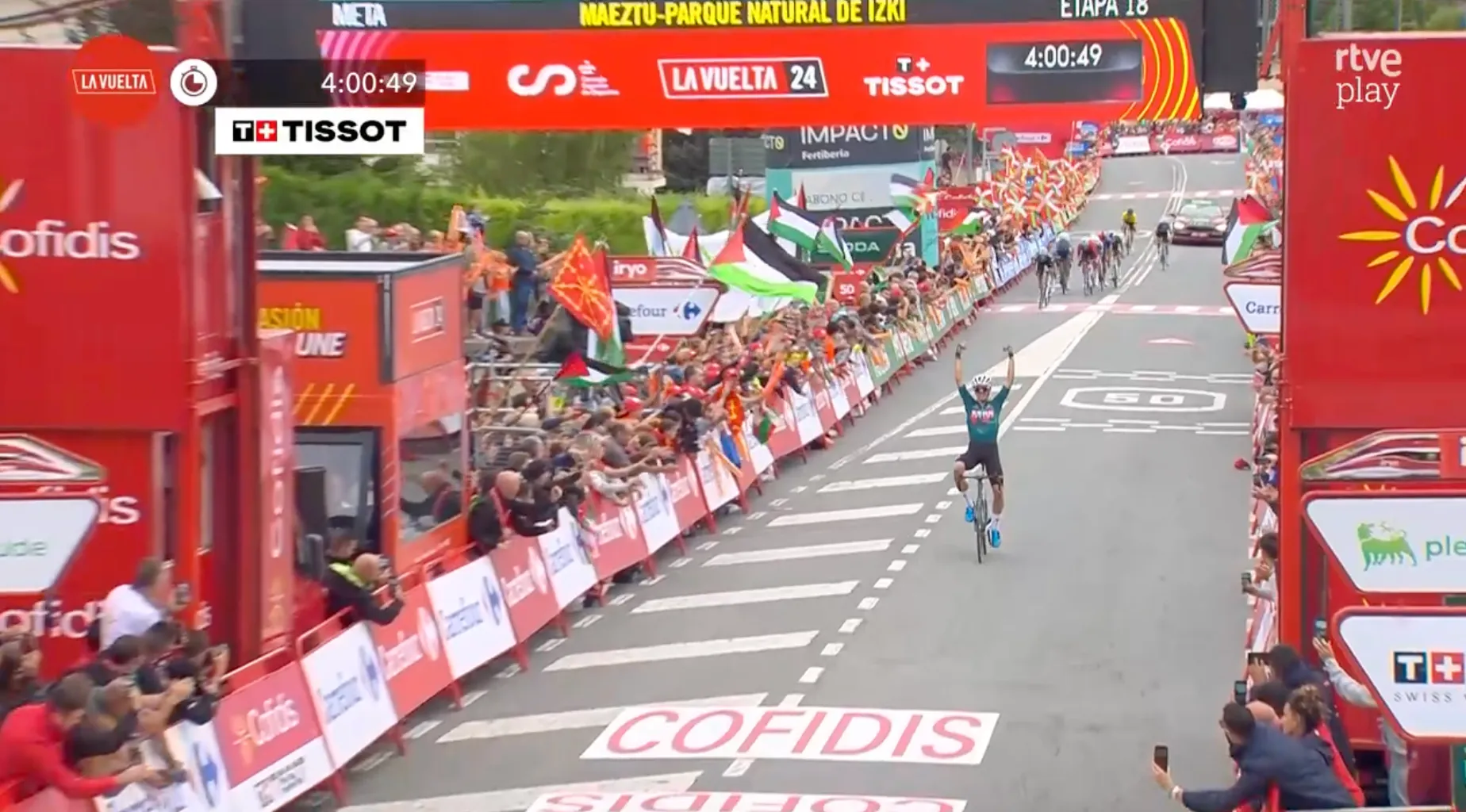 ¡Kern Pharma parece UAE y Urko Berrade le da su tercera etapa en la Vuelta a España 2024!