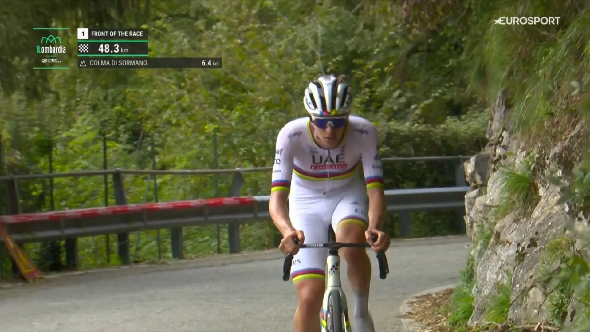 VÍDEO: ¡Tadej Pogacar ataca a 48 km de meta y se marcha en solitario a por la victoria en Il Lombardia!