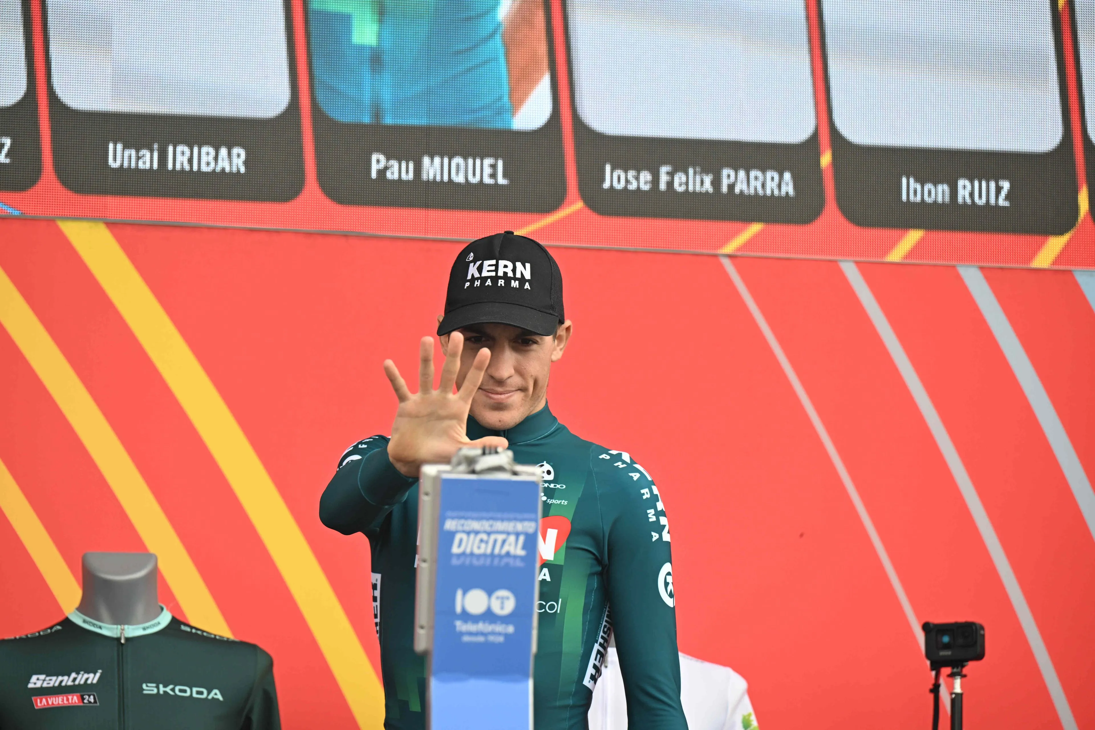 Pablo Castrillo, muy ilusionado tras fichar por Movistar Team: "Son la referencia del ciclismo español"