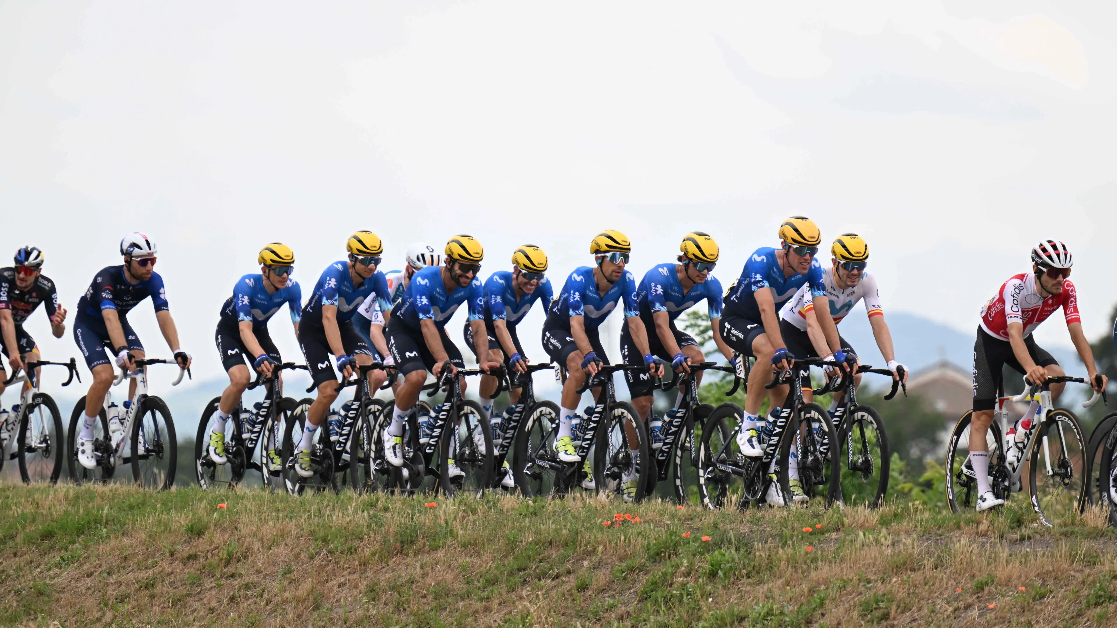 Todo lo que debes saber sobre la pretemporada de Movistar Team: fechas, planes, rumores...
