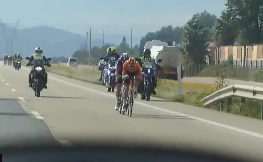 EN DIRECTO | Gran Premio Castellón 2025: La fuga, con menos de 3 minutos de ventaja a 125K de meta