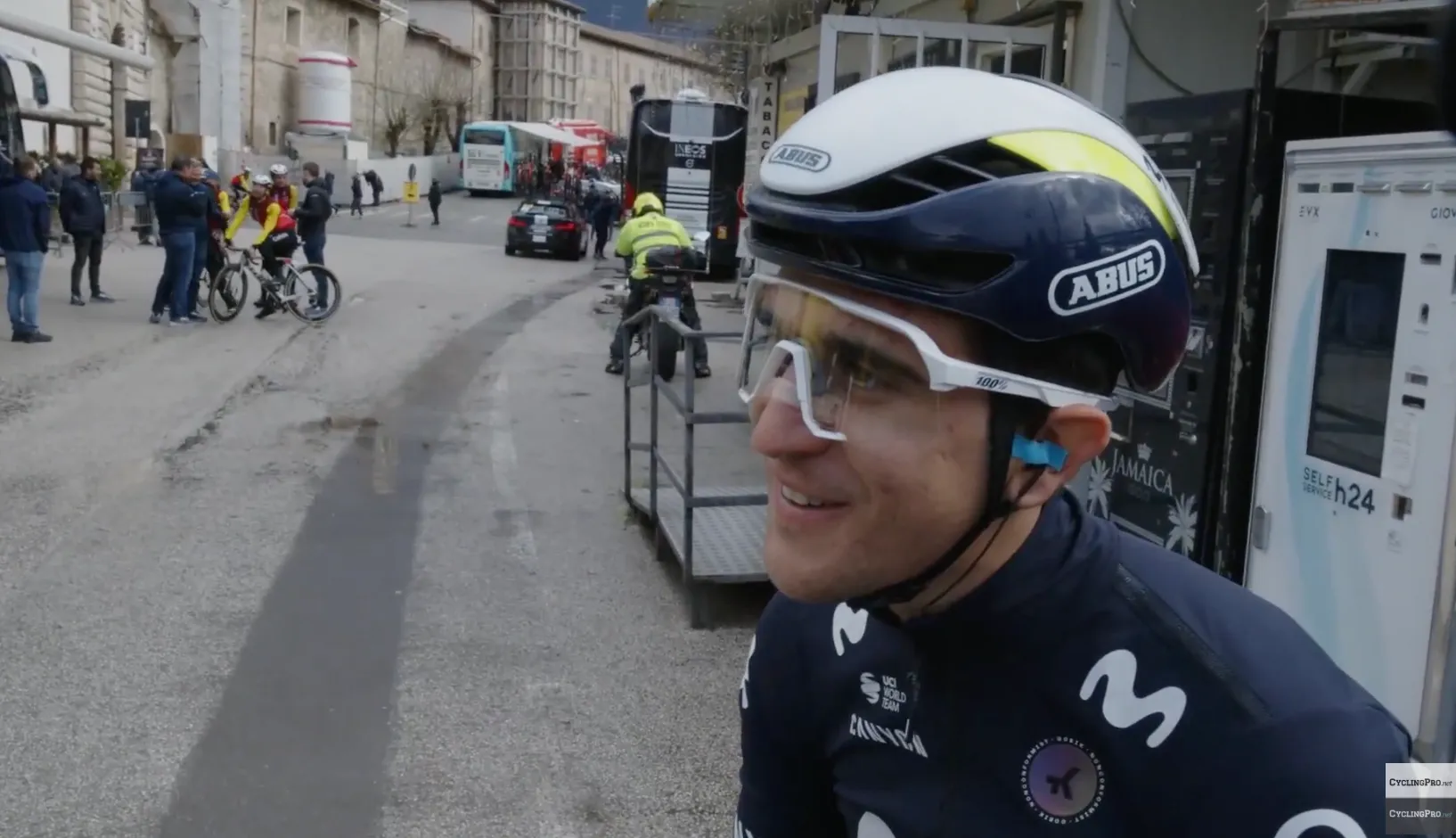 Pelayo Sánchez y el objetivo de Movistar Team en la Tirreno Adriático: "Ayudar a Einer Rubio, está en una forma súper"