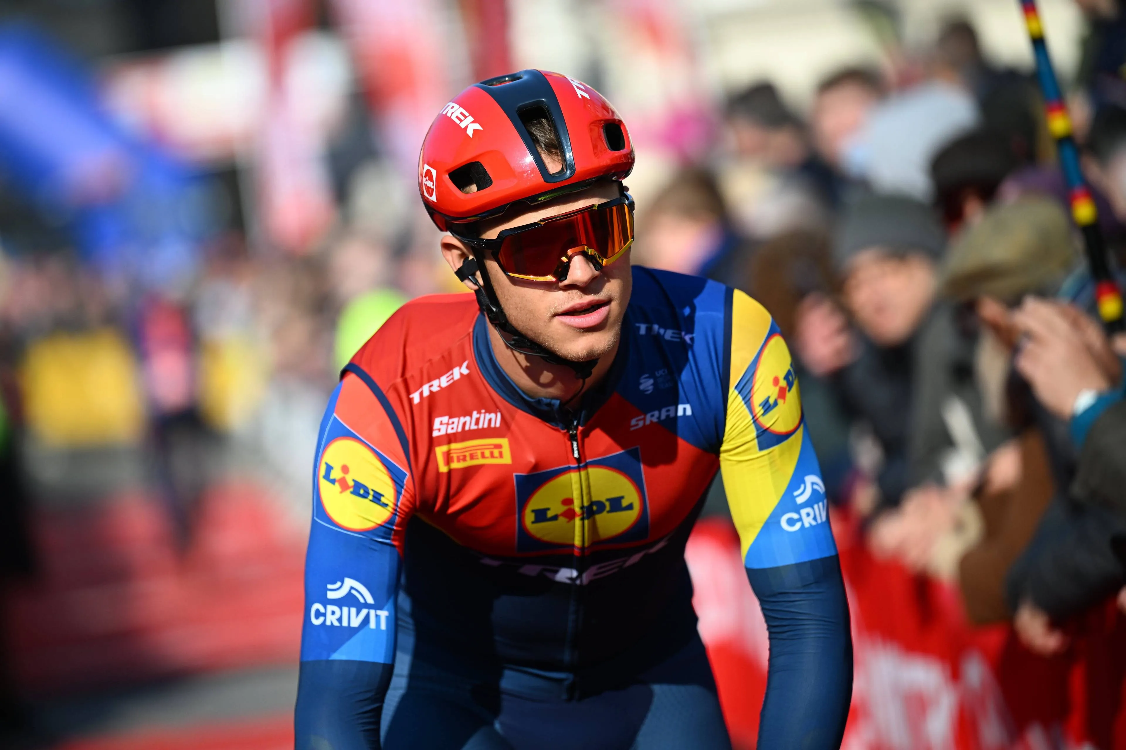 Jonathan Milan, sin miedo a Pogacar en la Milán-San Remo: "Ya has perdido si crees que no puedes ganarle"