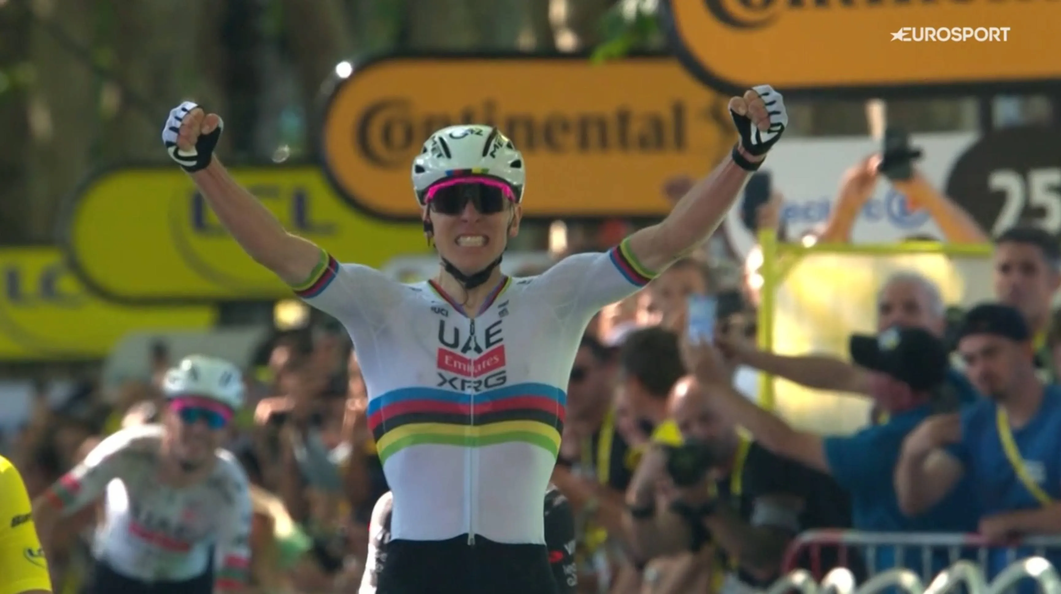 ¡Tadej Pogacar llega a las 100 victorias con su primer hachazo en el Tour de Francia!