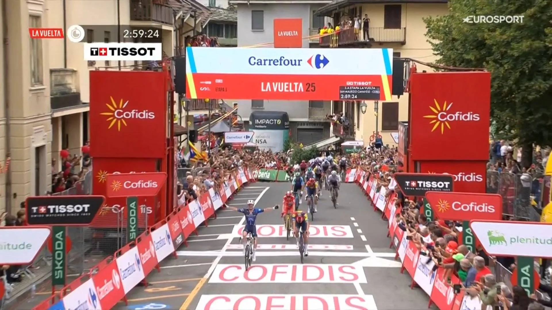 ¡David Gaudu le 'birla' la victoria a Mads Pedersen y Jonas Vingegaard en la 3ª etapa de la Vuelta a España!