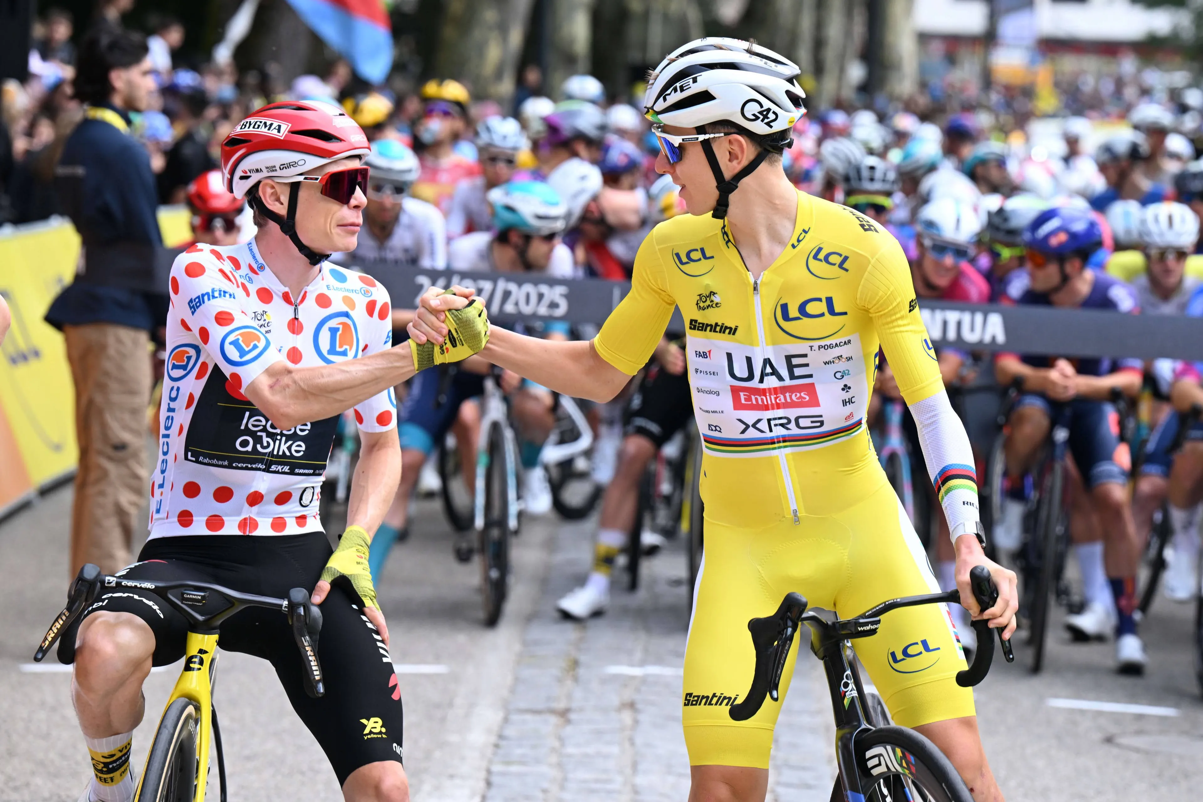 Jonas Vingegaard y Tadej Pogacar en el Tour de Francia