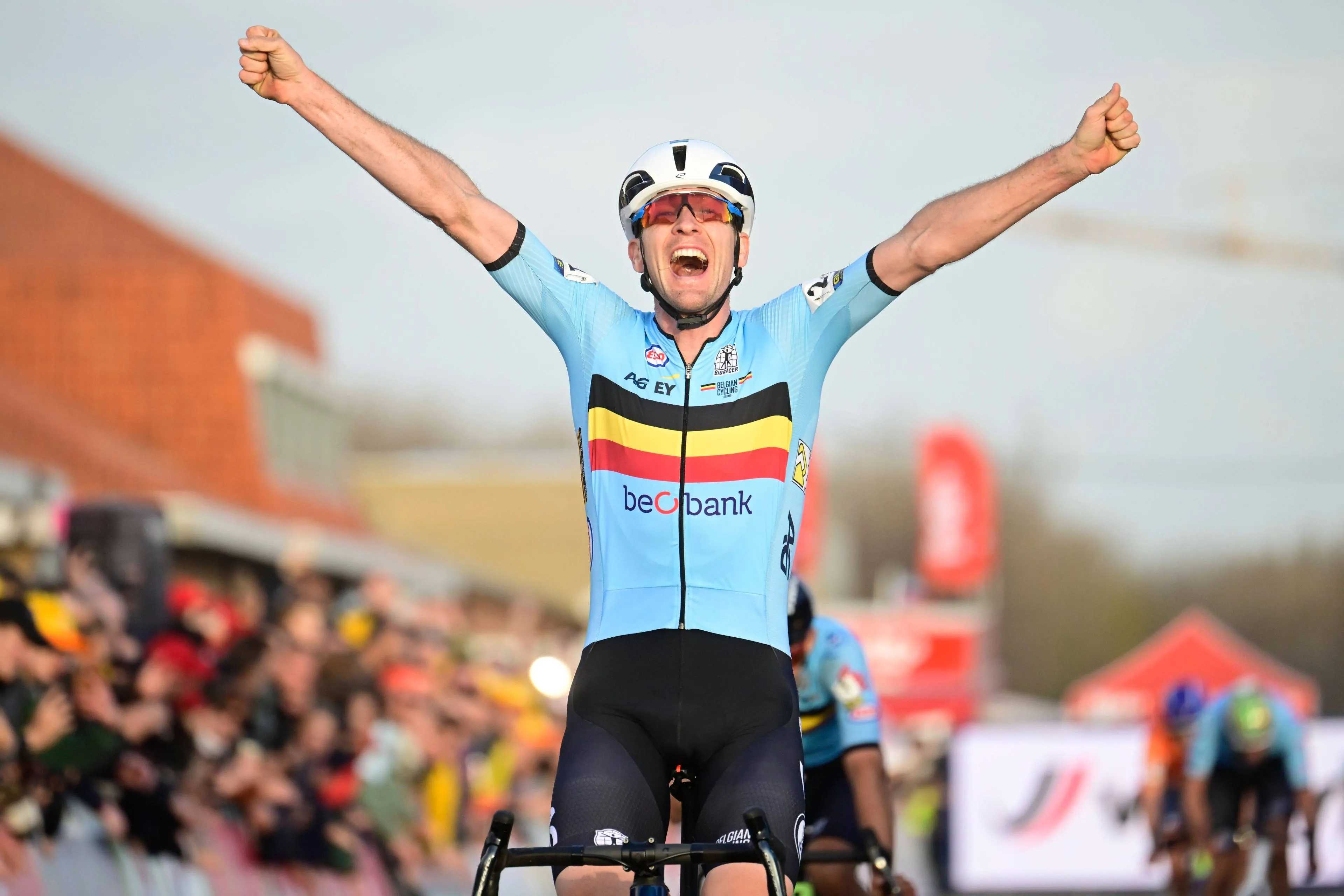 Toon Aerts regresa a la cima con emoción gracias a su título europeo