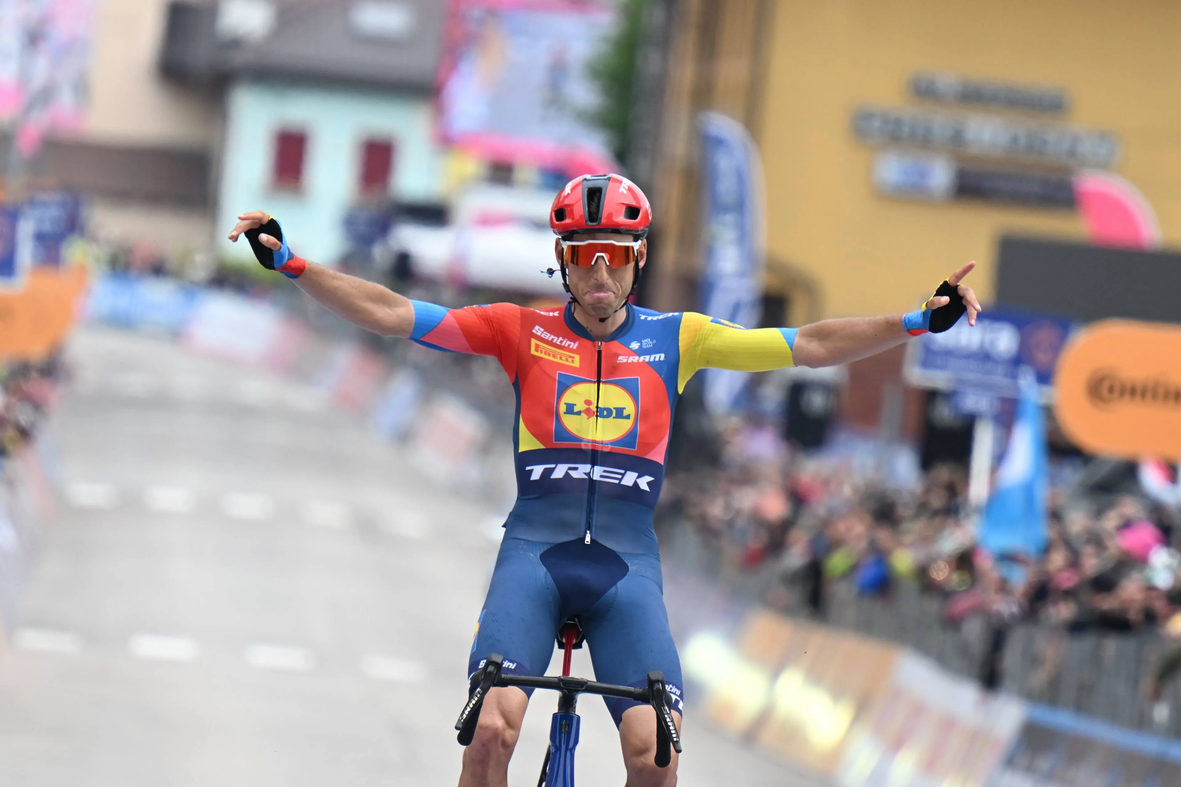 Verona celebró una brillante victoria de etapa en el Giro d'Italia este año
