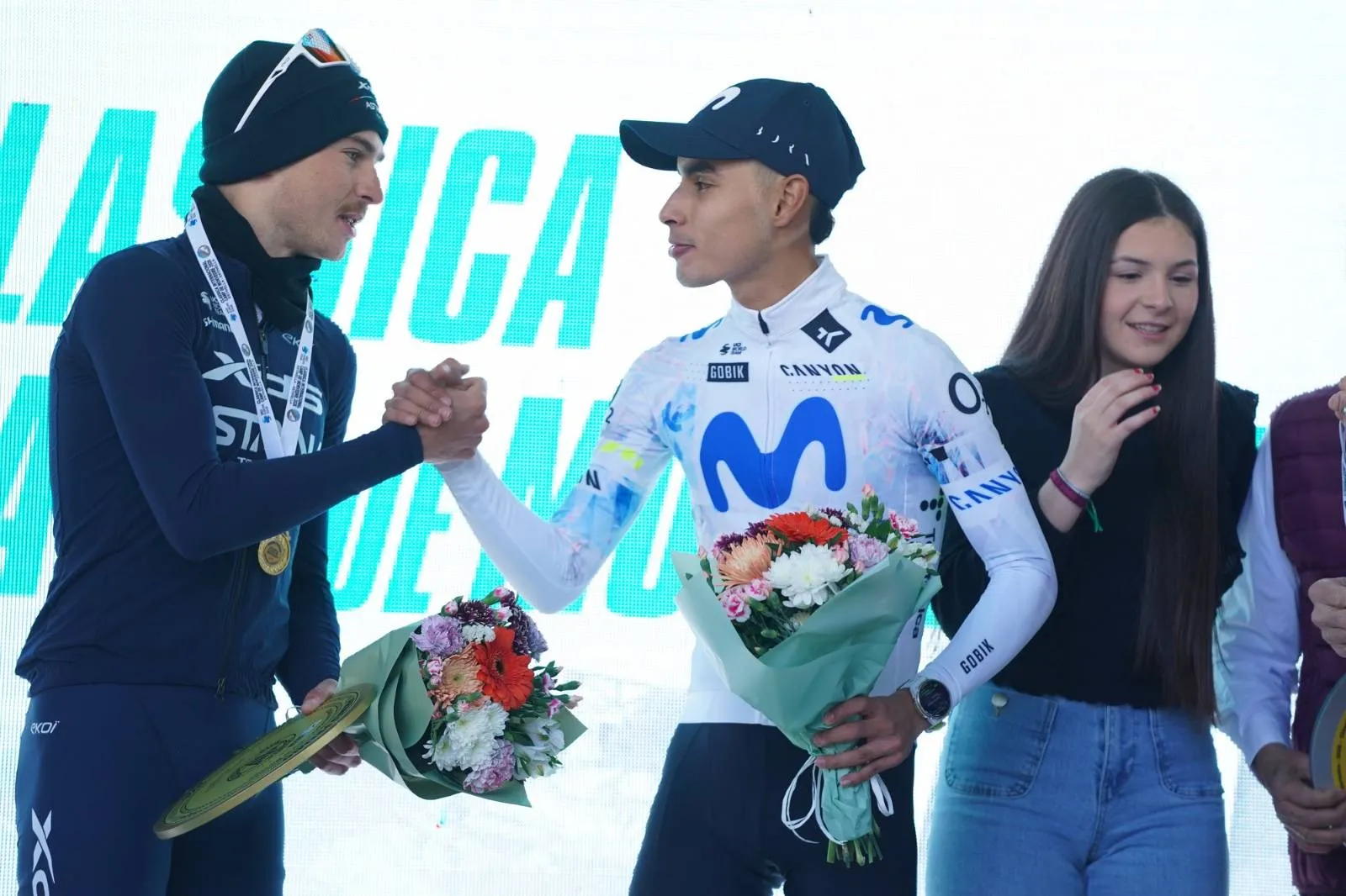 Diego Pescador, en el podim de la Gran actuación de Diego Pescador y Movistar Team en la Camp de Morvedre