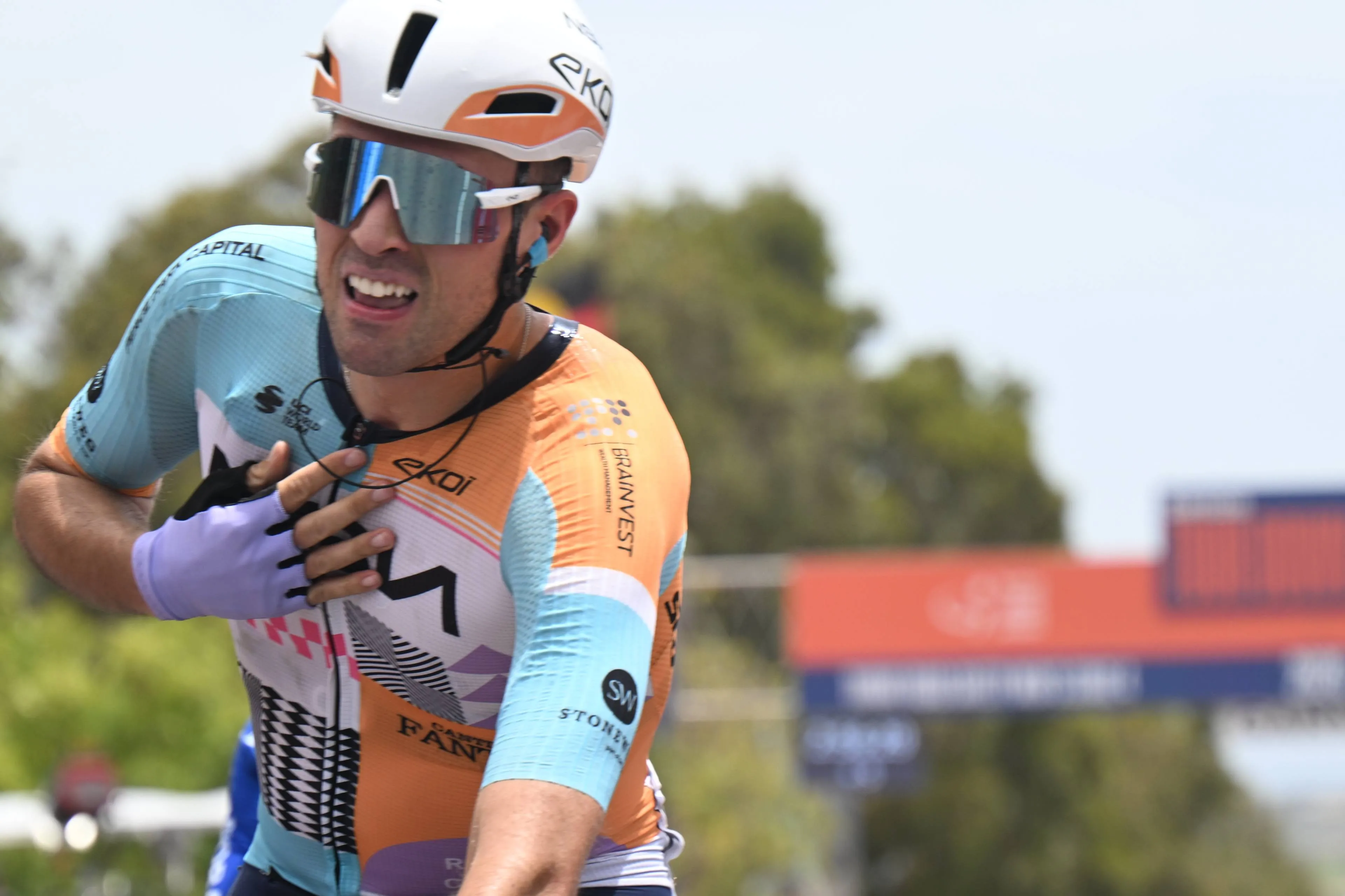 Ethan Vernon, en su primera victoria con los colores del NSN Cycling Team