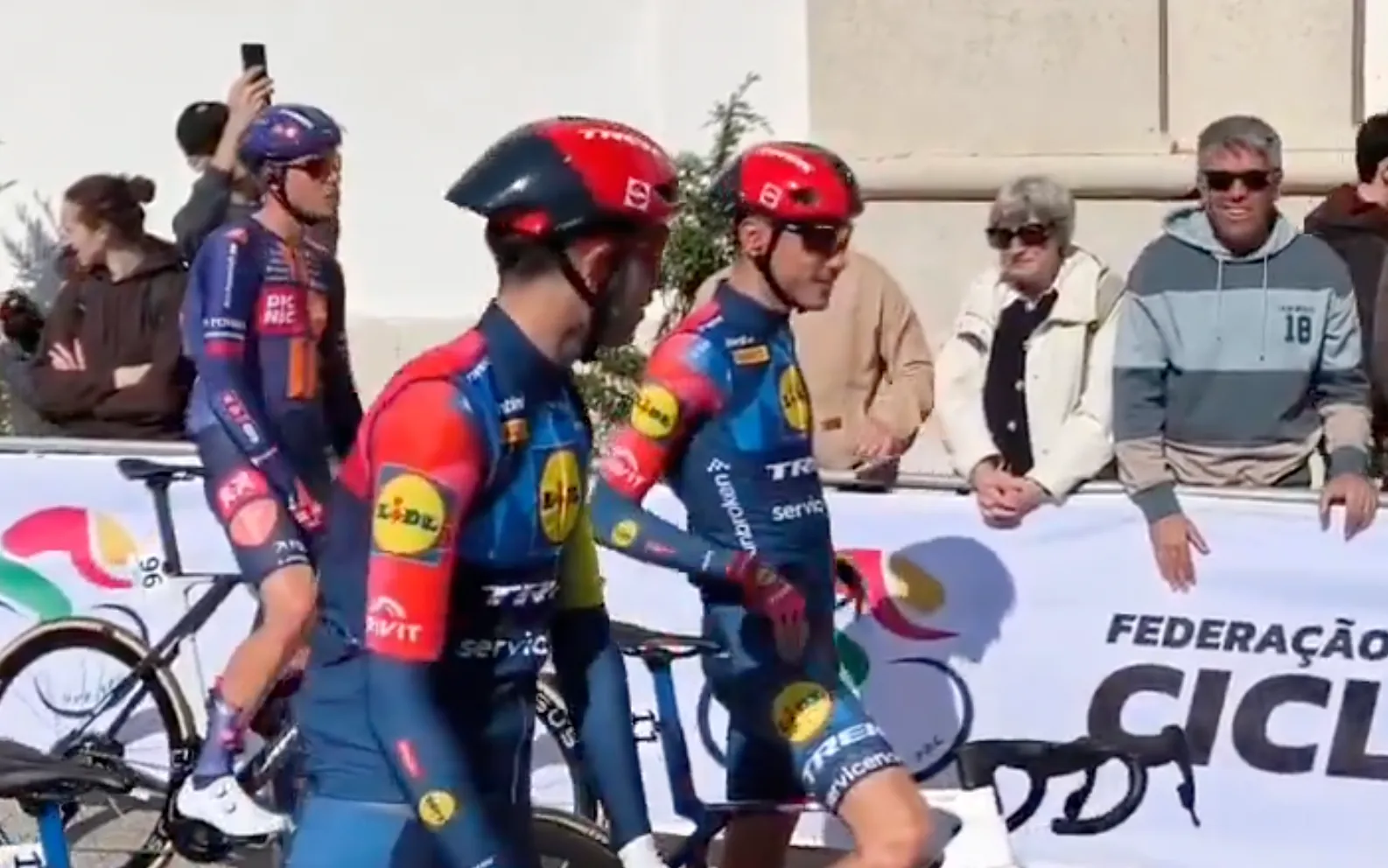 Juan Ayuso, justo antes de estrenarse con Lidl-Trek