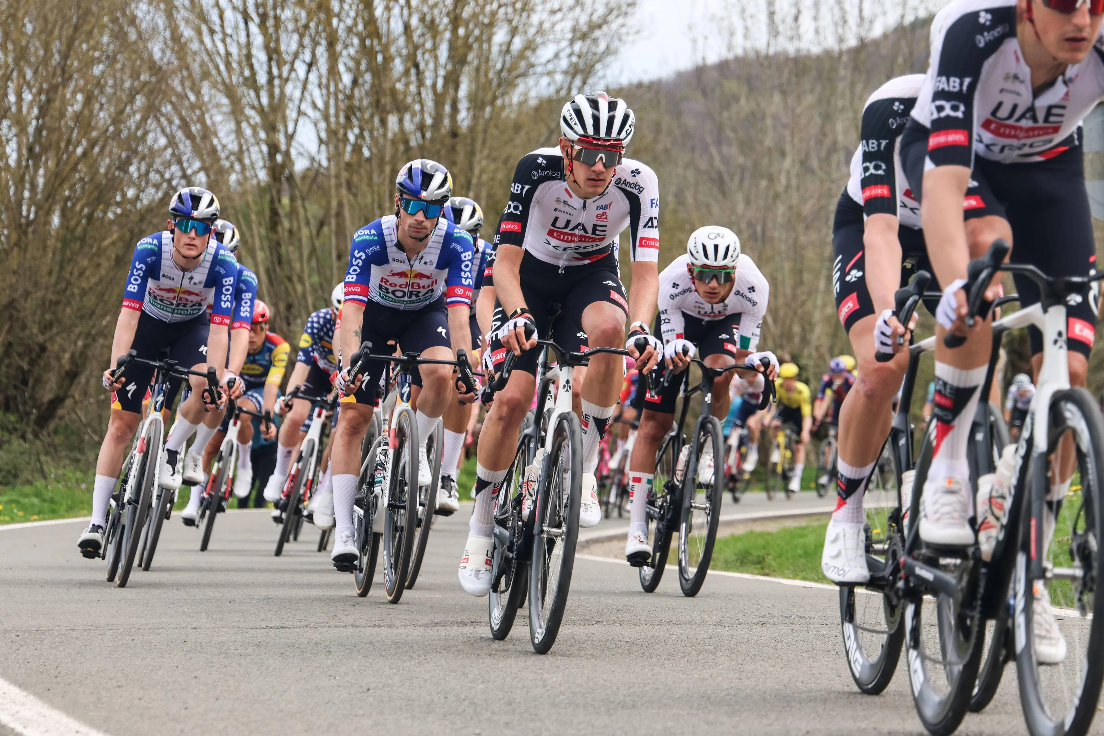 La Itzulia 2026, al rojo vivo