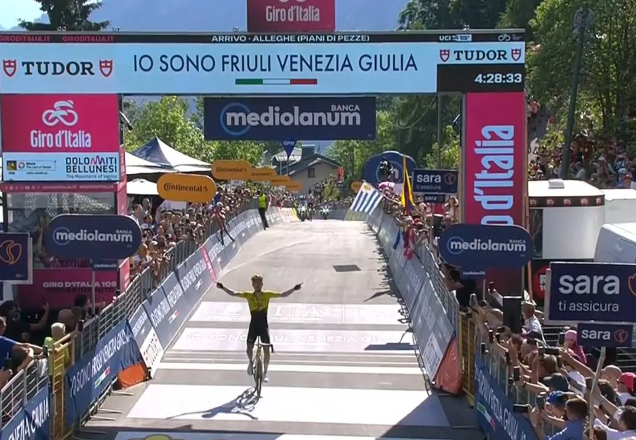 Sepp Kuss gana la etapa 19 del Giro de Italia 2026.