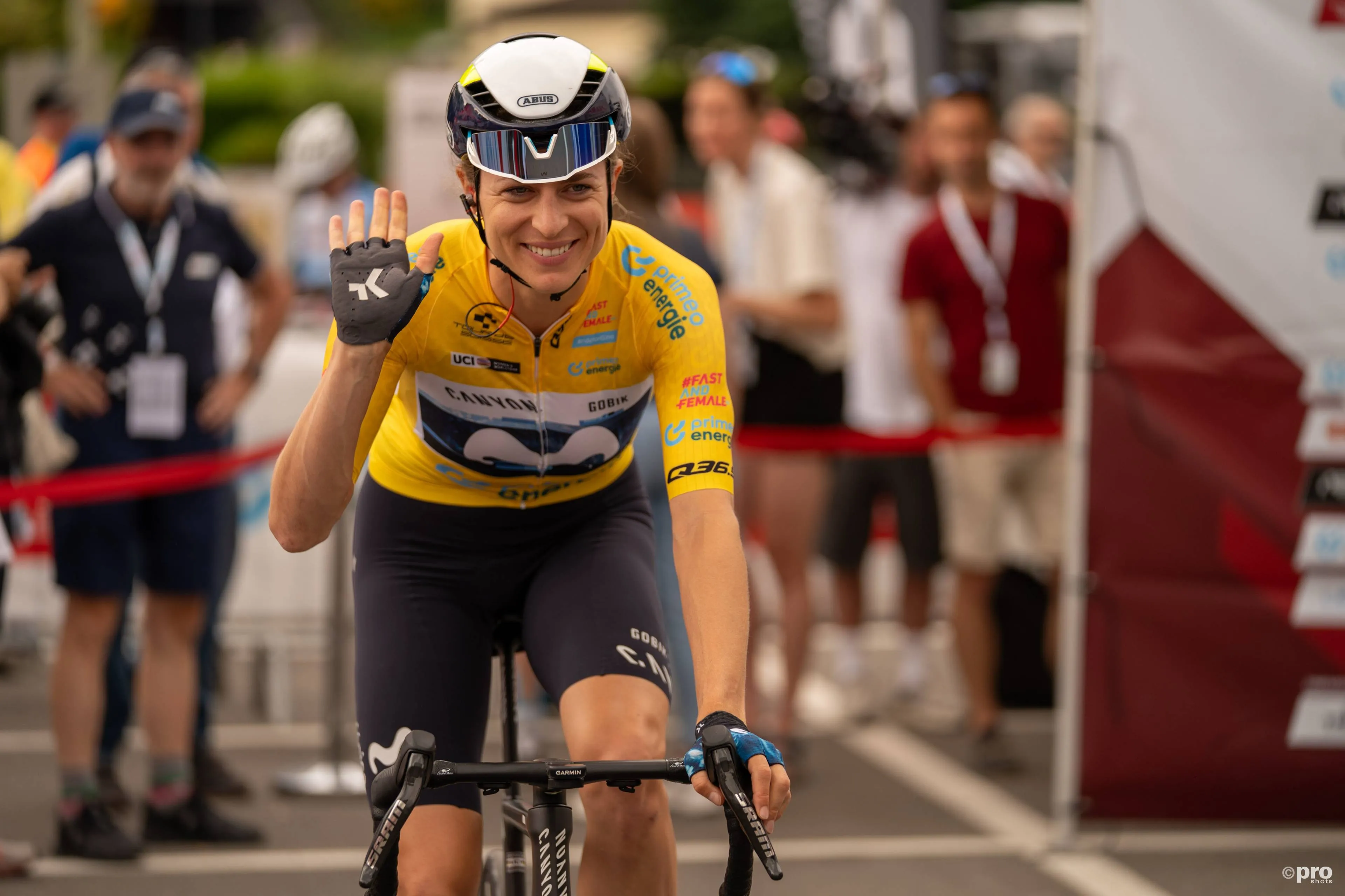 Marlen Reusser gana la Vuelta a Suiza 2026.