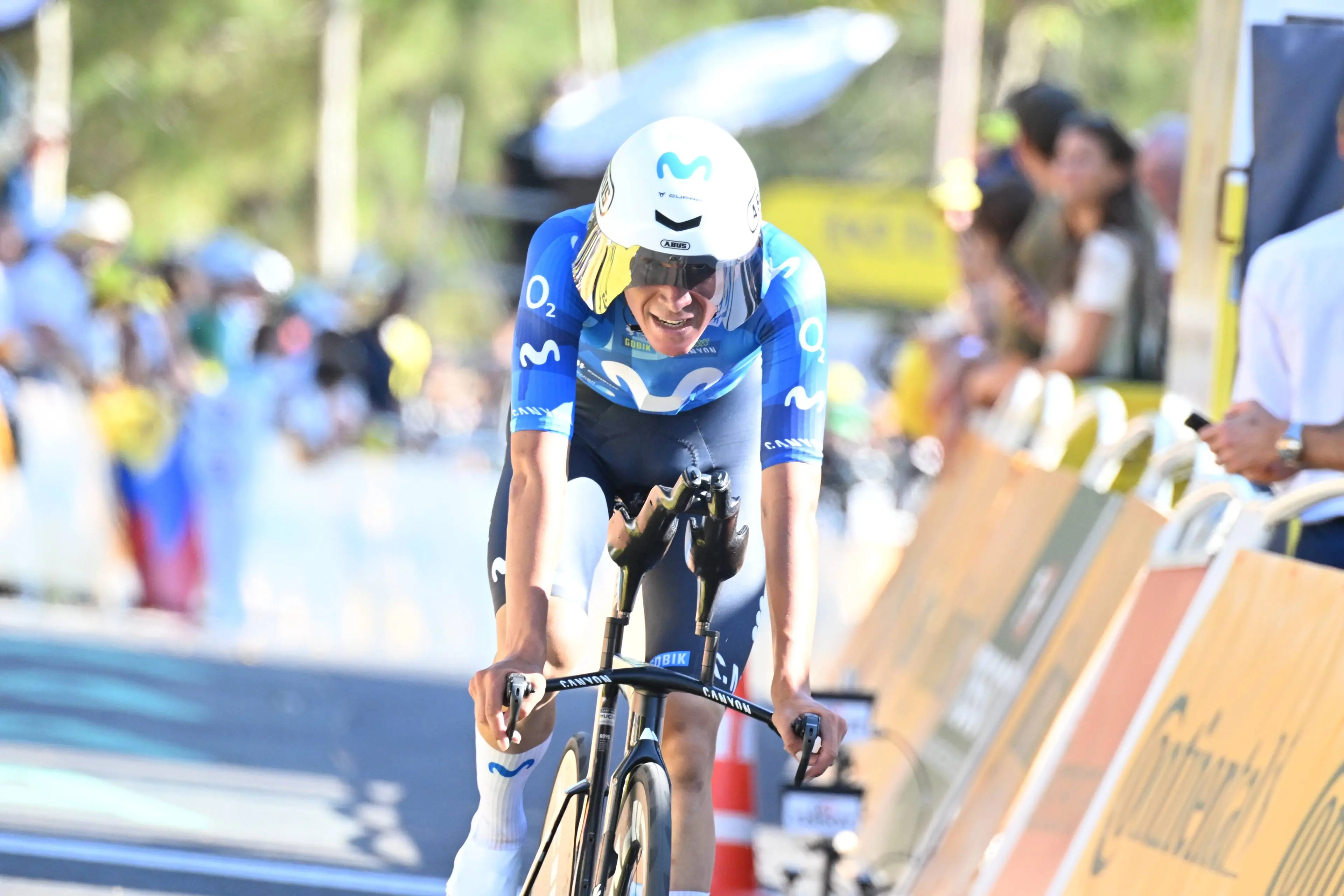 Cian Uijtdebroeks, ciclista de Movistar Team