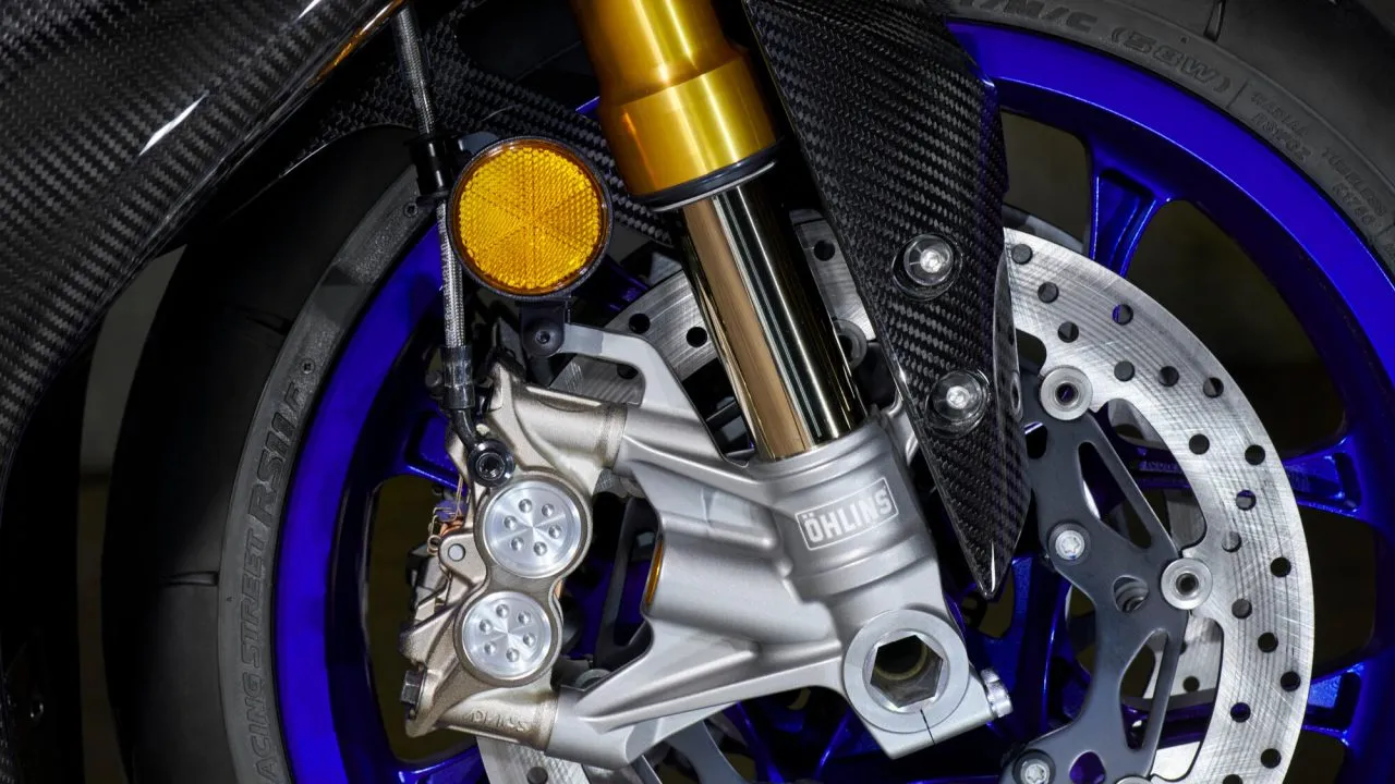 2020 yamaha yzf1000r1spl eu detail 013 03 e1619303121186