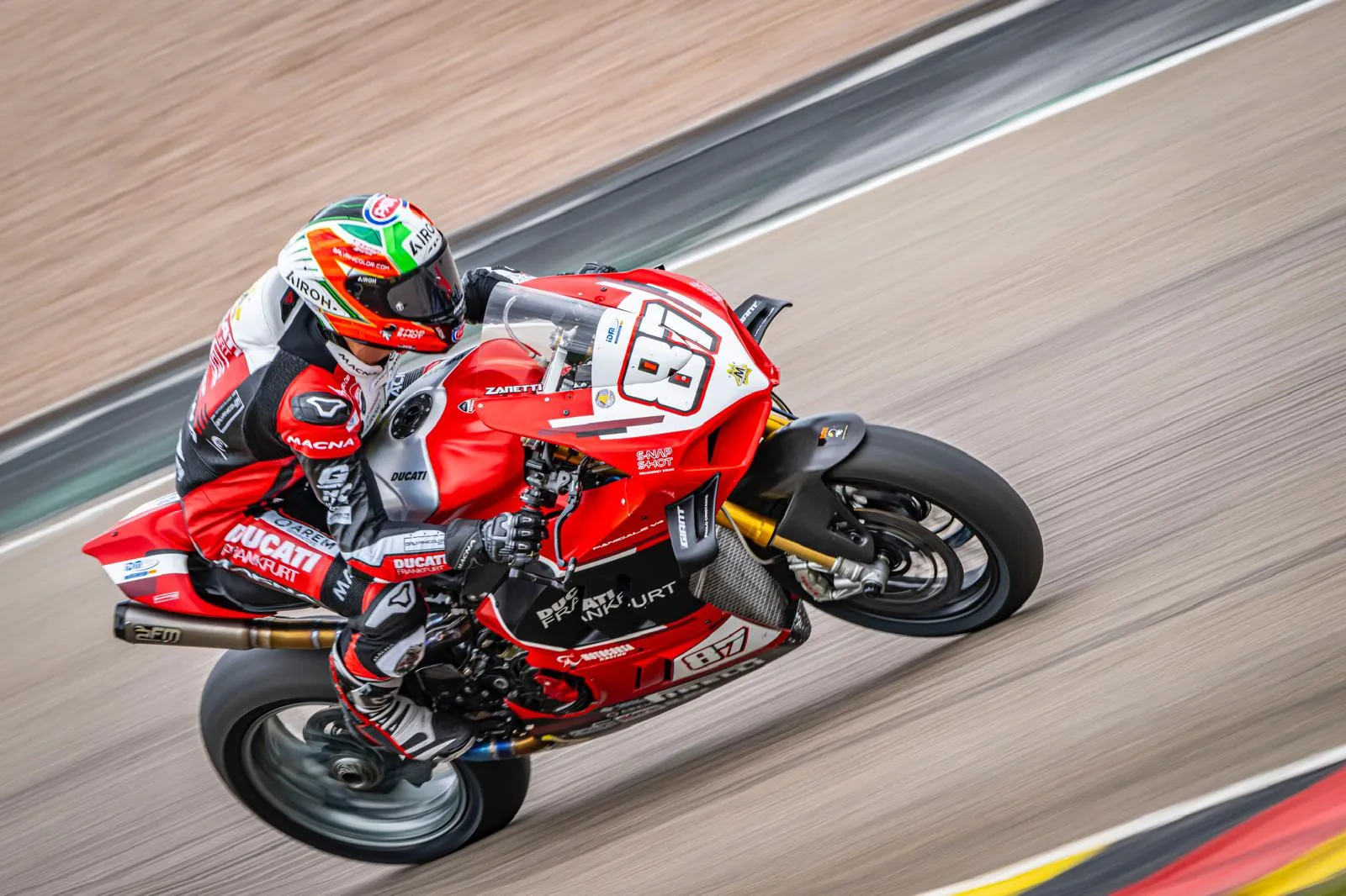 5d1e8123 bdb0 443c 8e5f b2475b32dfea