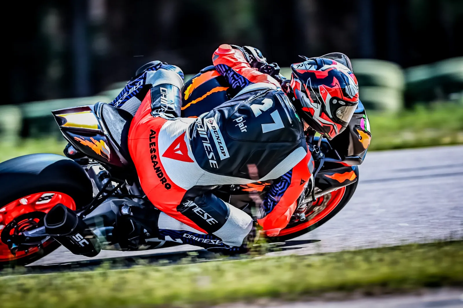 7687da05 4fe2 4a6c 85ca 5f7e1a0accd5