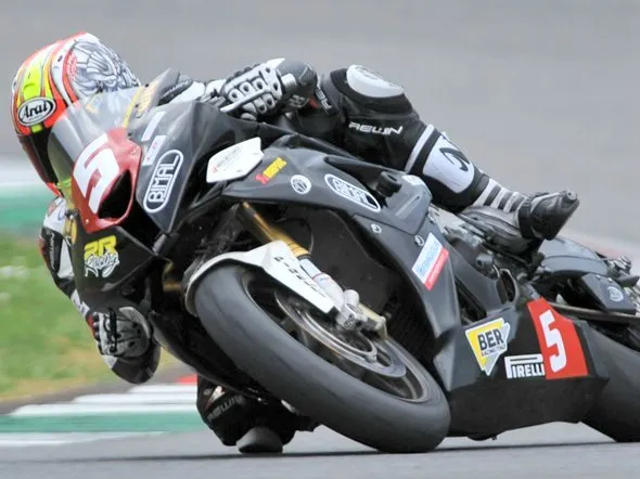 alessio velini pole stk1000 mugello