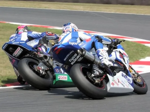alex lowes vs joshua brookes snetterton 2013