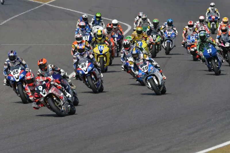 all japan st600 start suzuka mfjgrandprix 2015