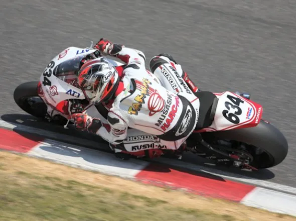 all japan superbike suzuka 2013 fp2 2
